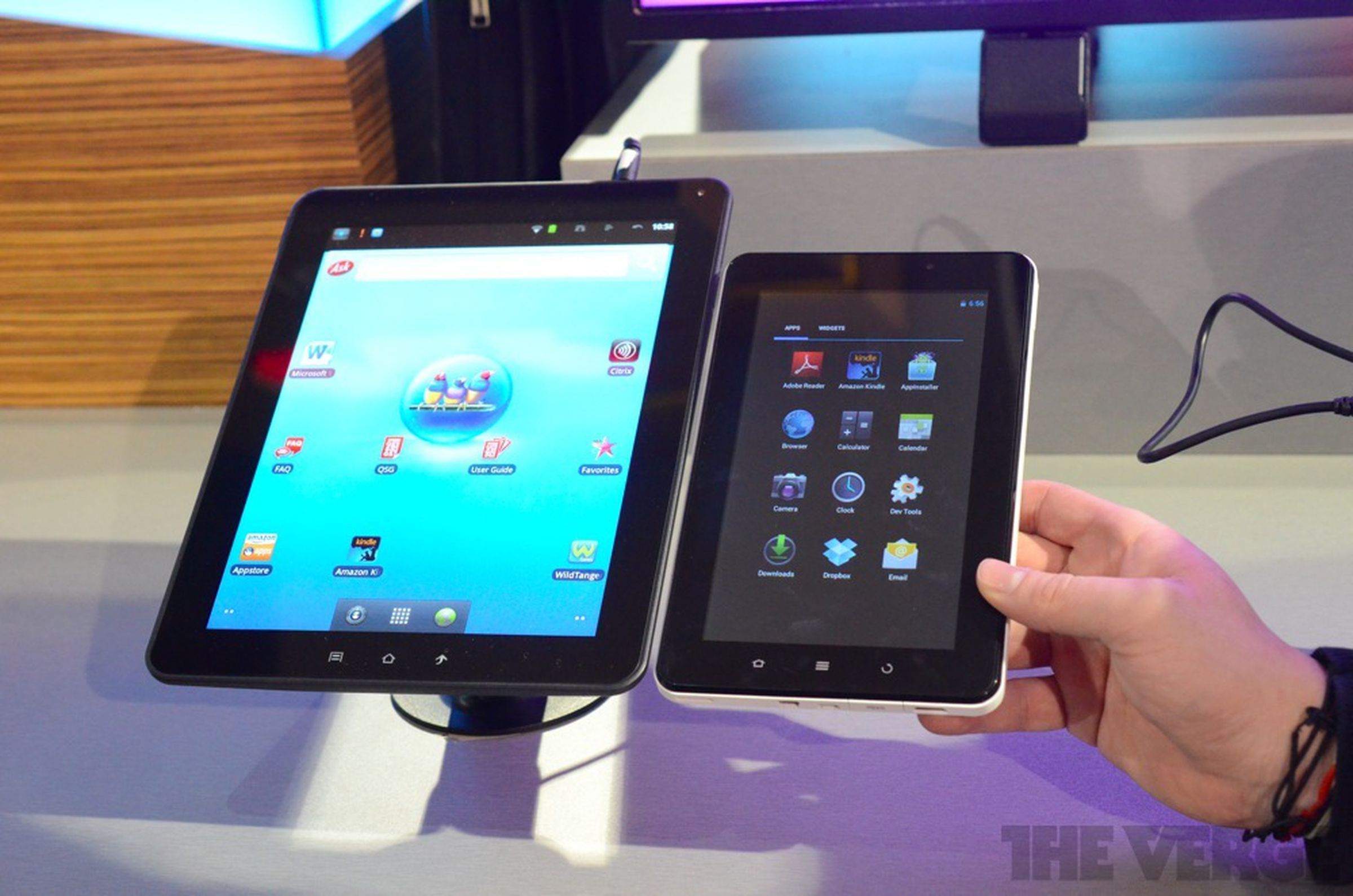 Viewsonic ViewPad E70, 10e, 10pi hands-on pictures