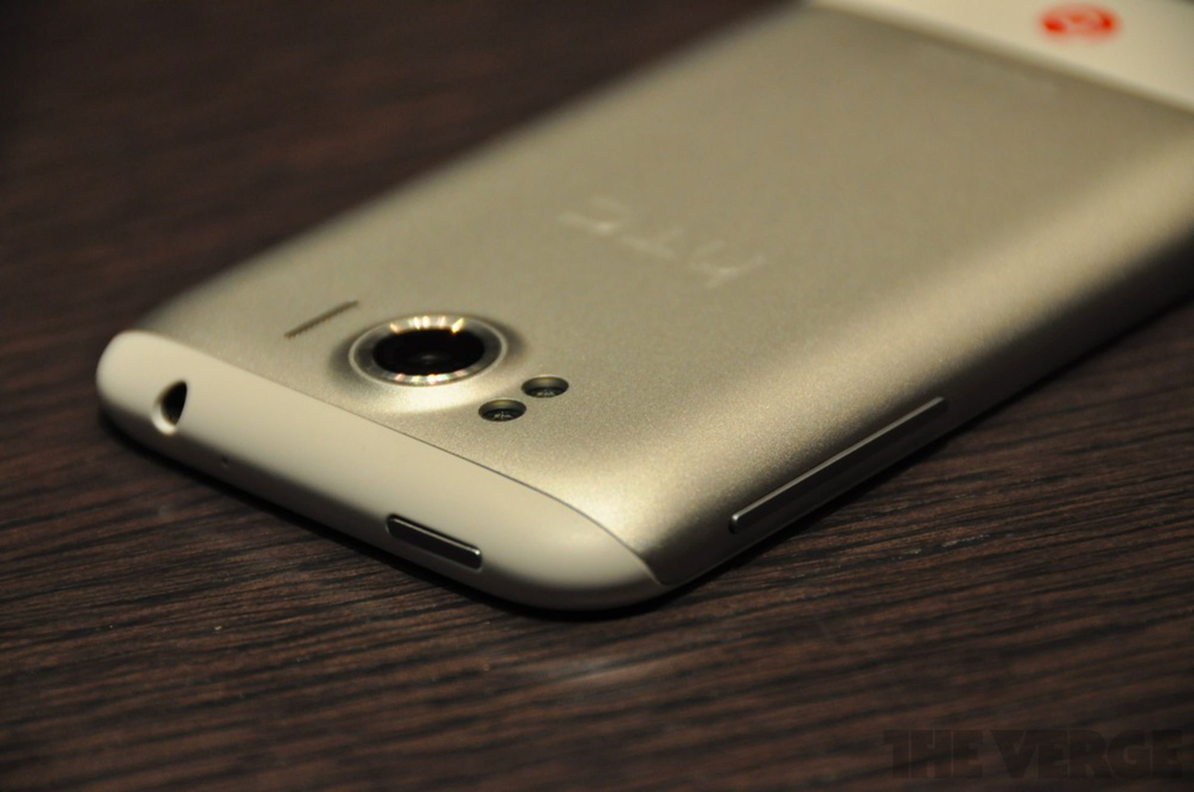 HTC Sensation XL hands-on