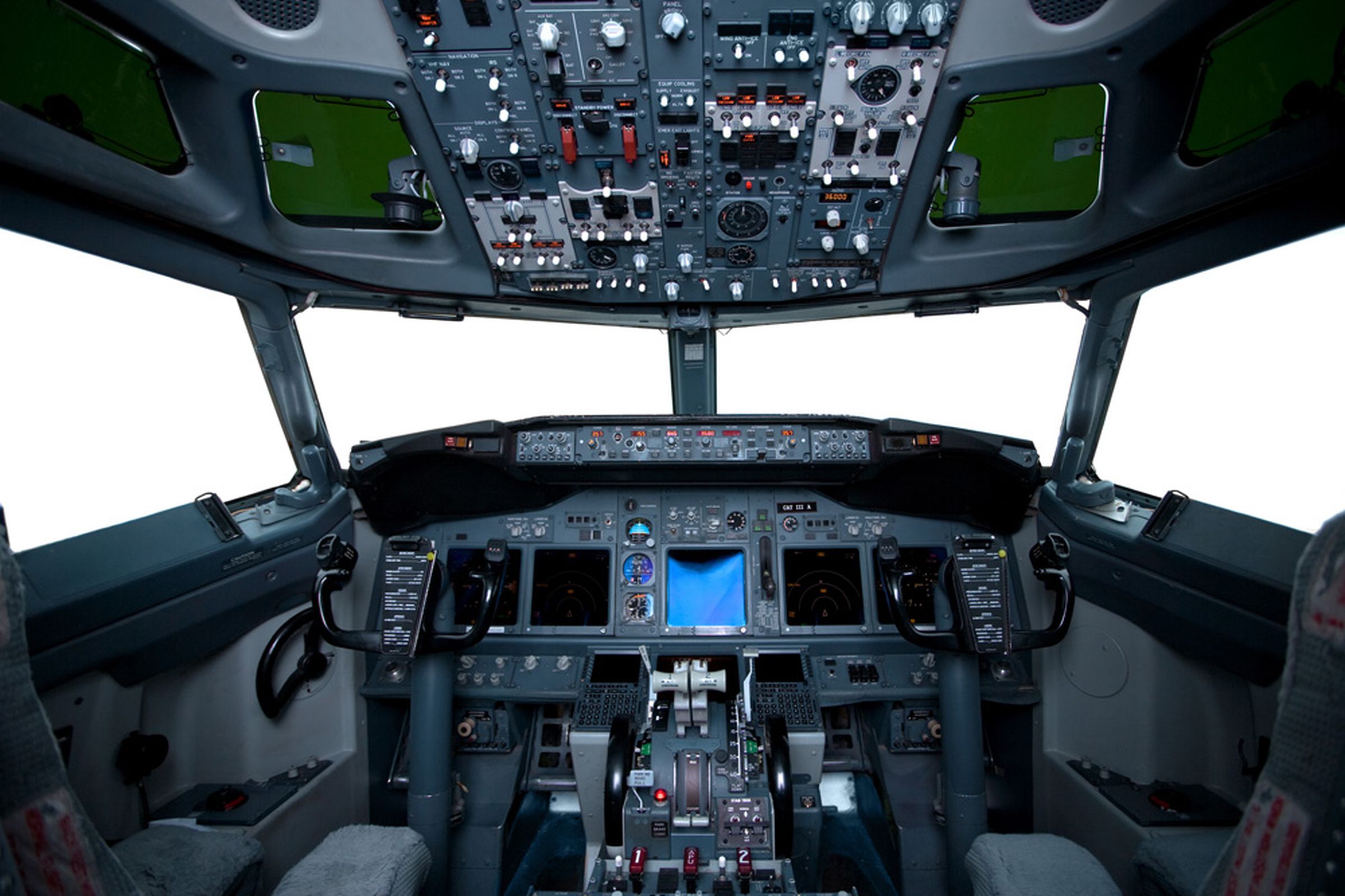 Aircraft cockpit (Shutter Stock)