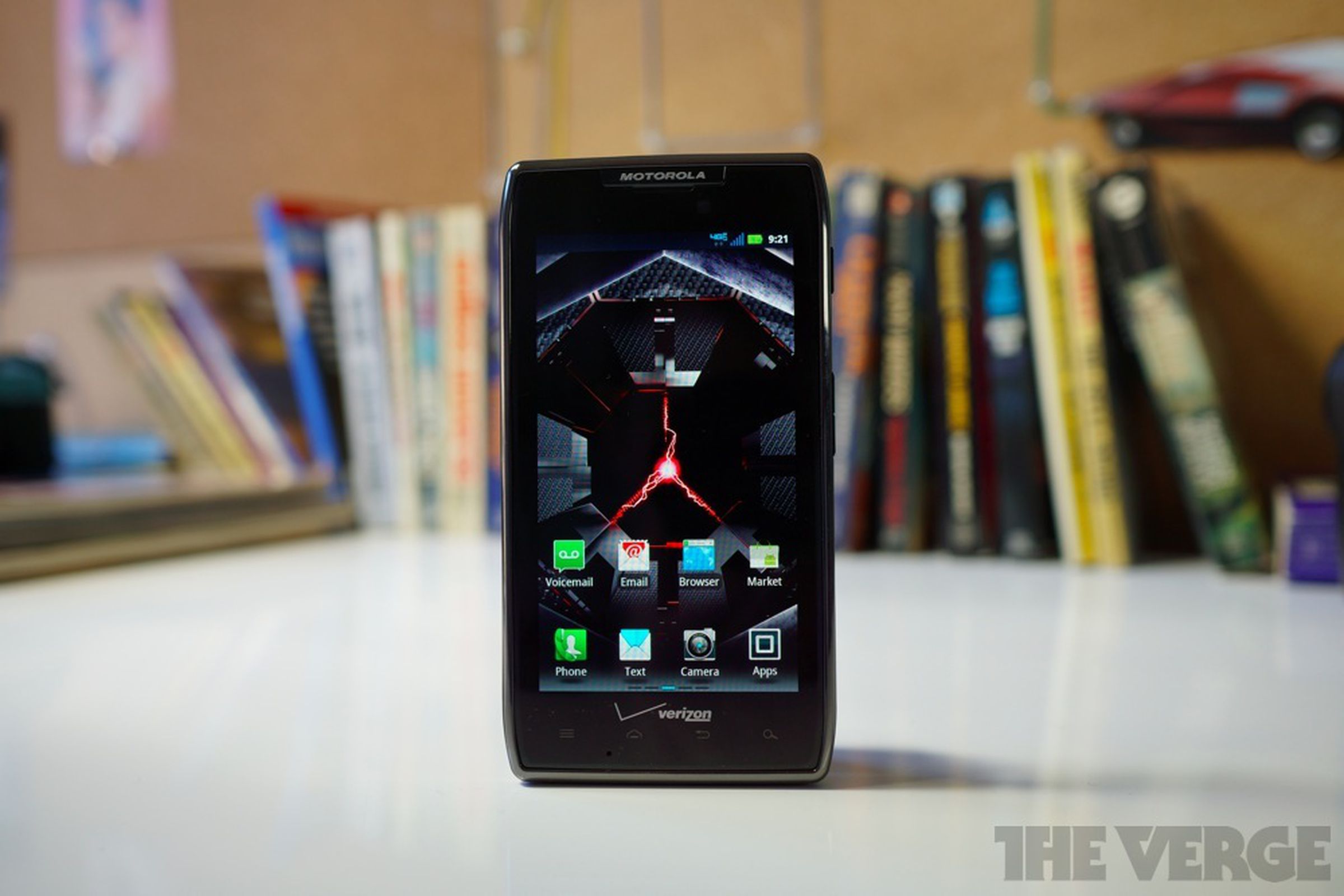 Gallery Photo: Motorola Droid RAZR Maxx review pictures