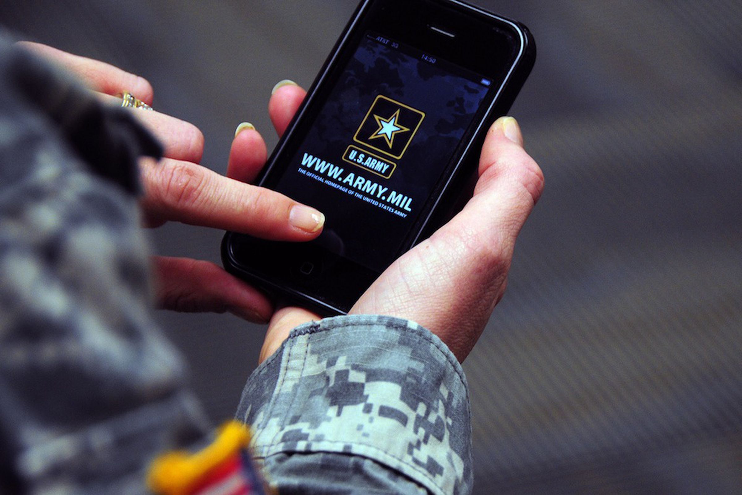 Army iPhone app (Credit: US Army Flickr) 