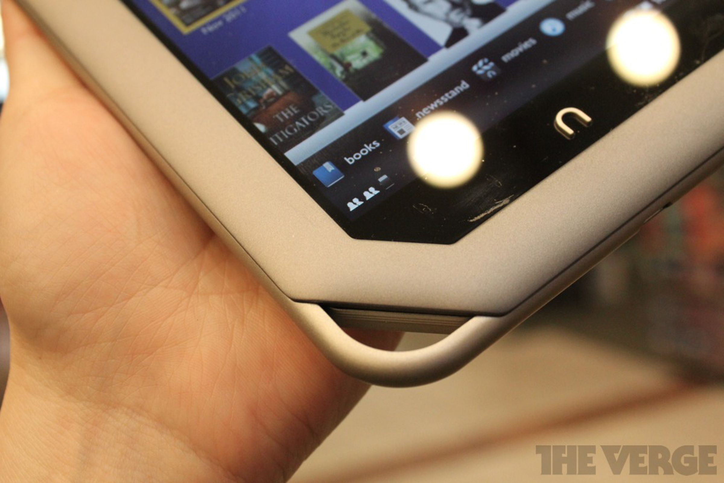 Barnes & Noble Nook Tablet hands-on pictures 