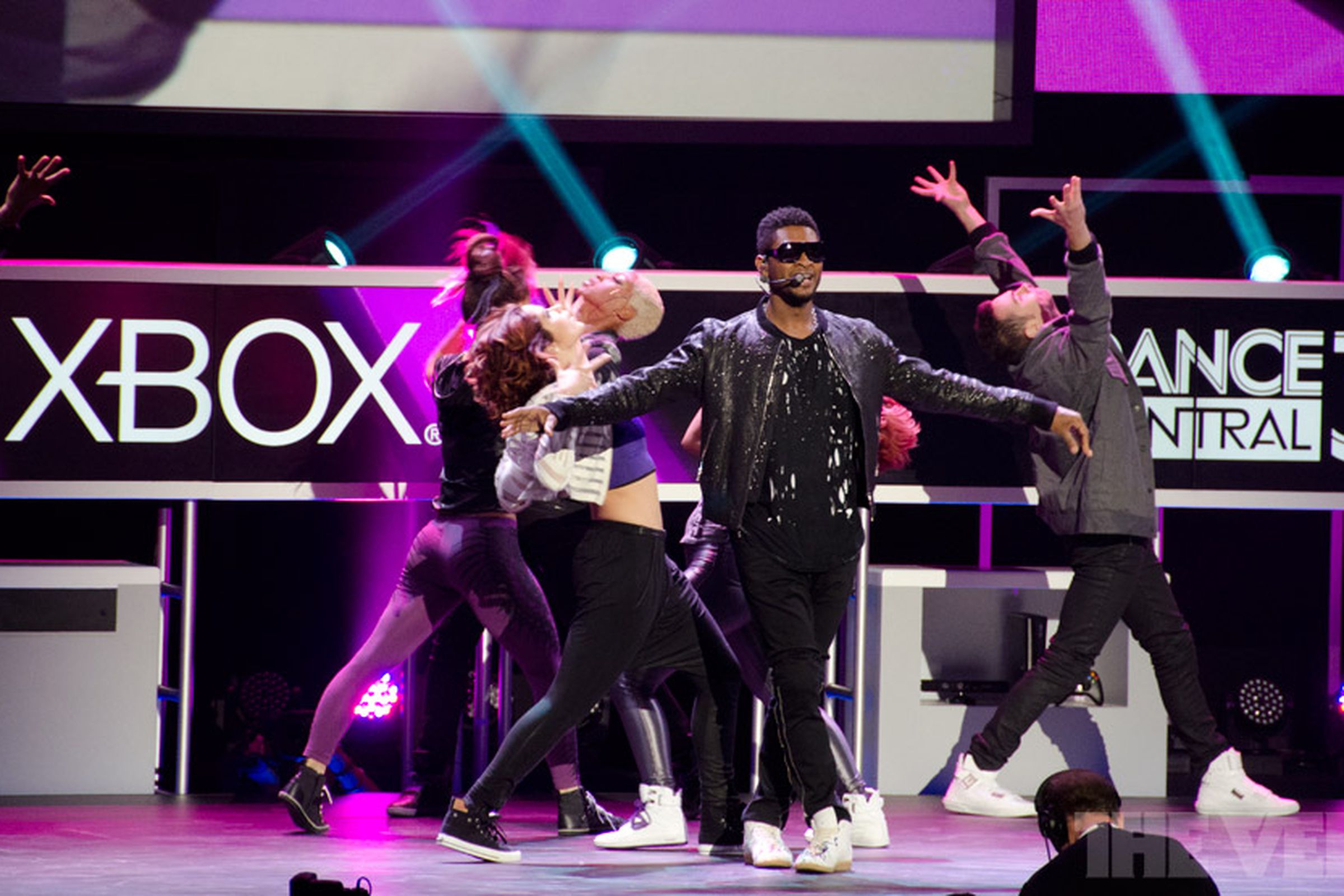 Usher at E3 / Microsoft Xbox 360