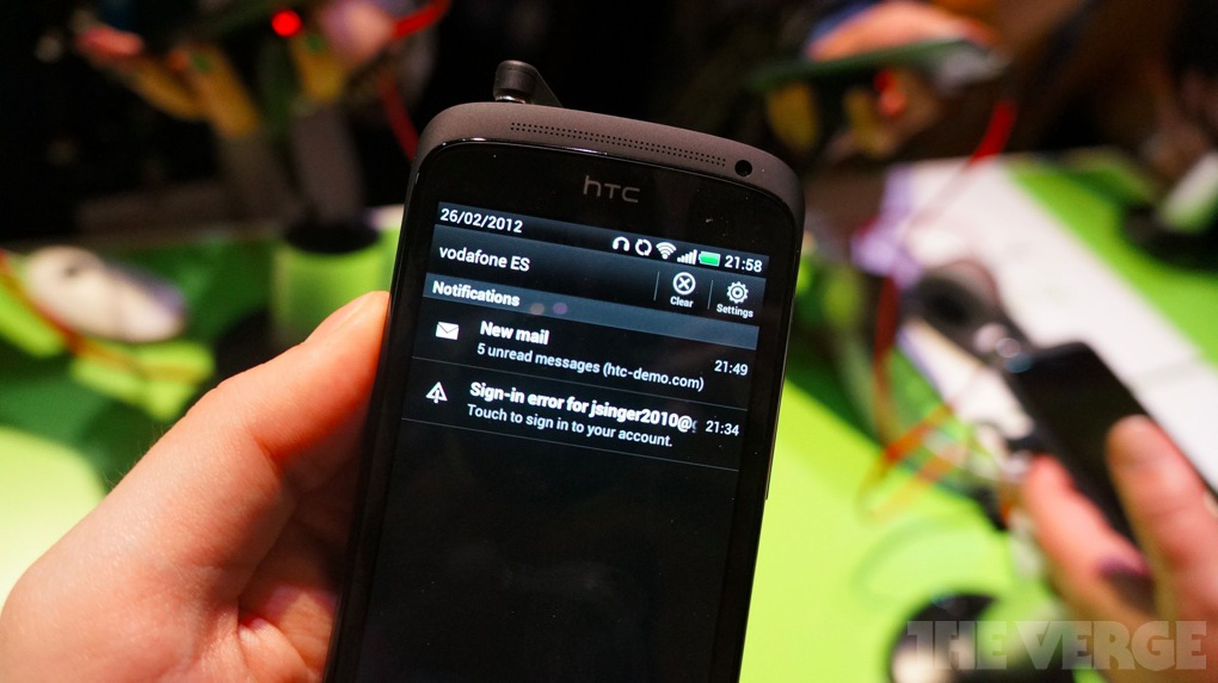 HTC One S hands-on photos