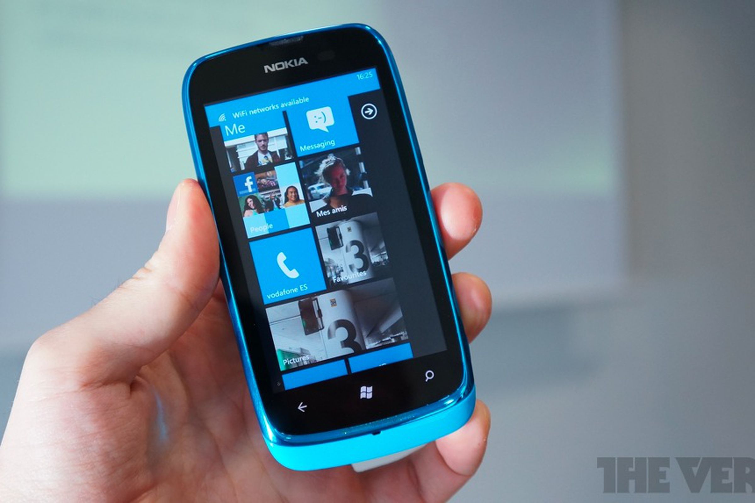 Gallery Photo: Nokia Lumia 610 hands-on photos