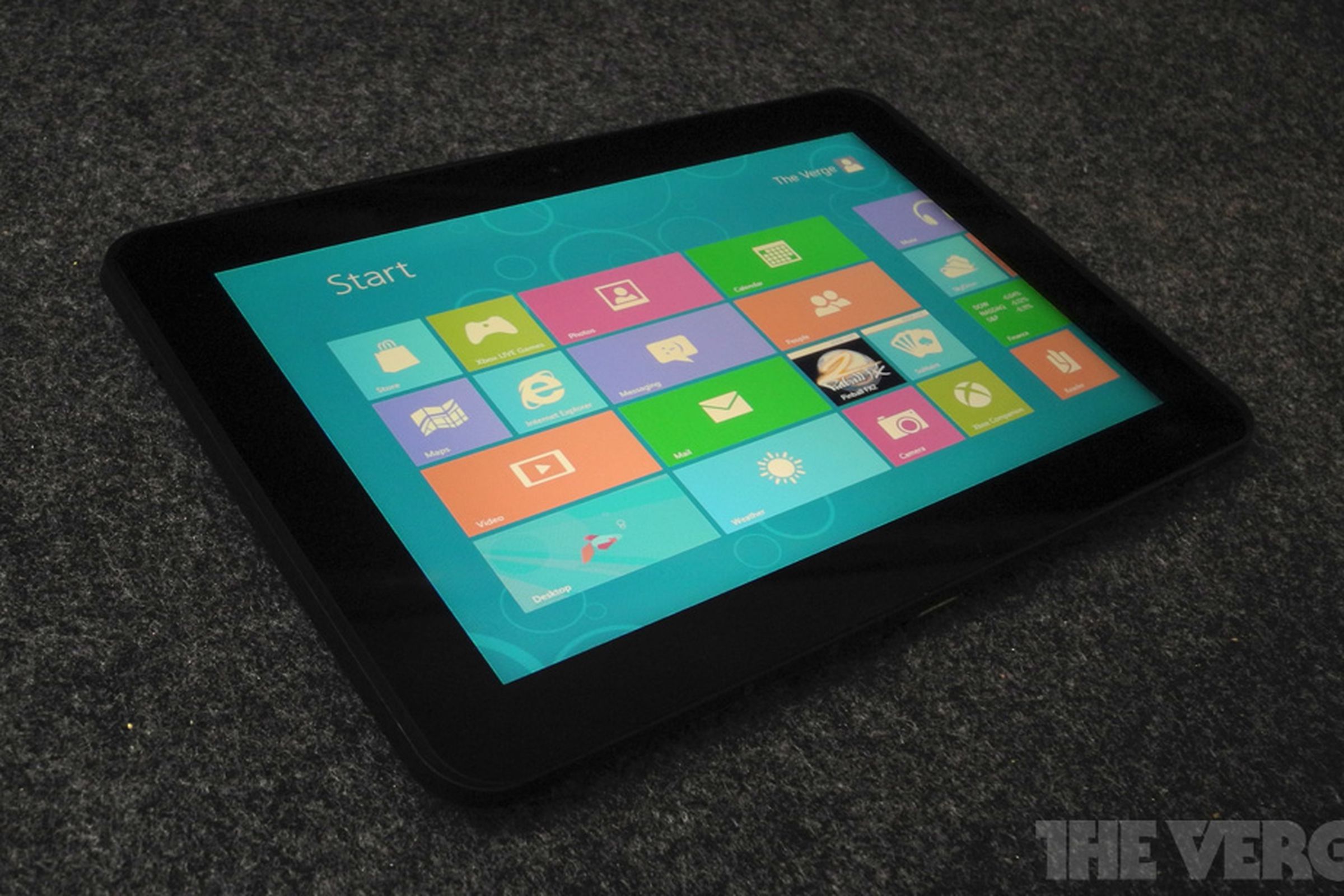Windows 8 Consumer Preview on ViewSonic tablet