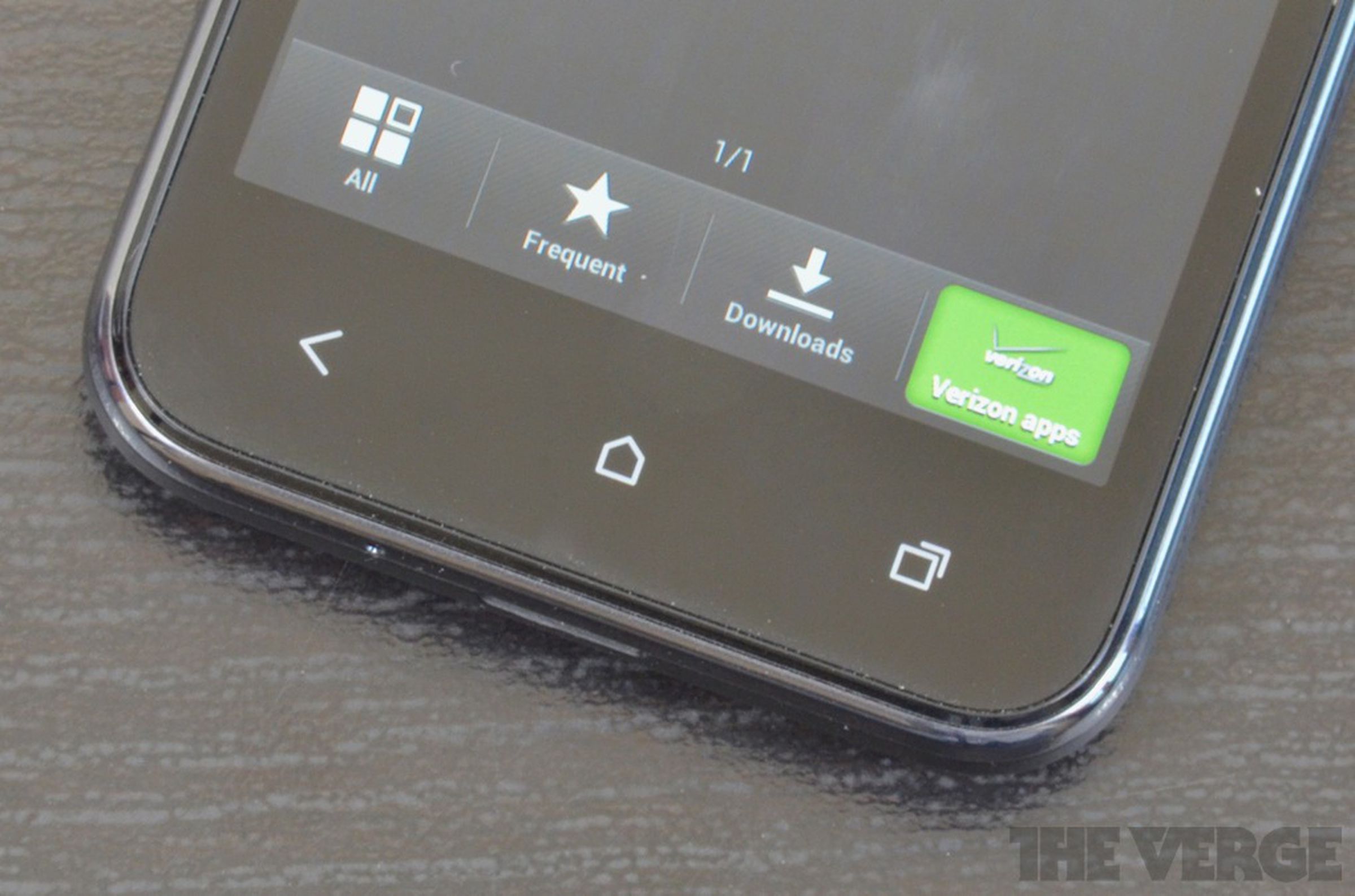 Droid Incredible 4G LTE review images