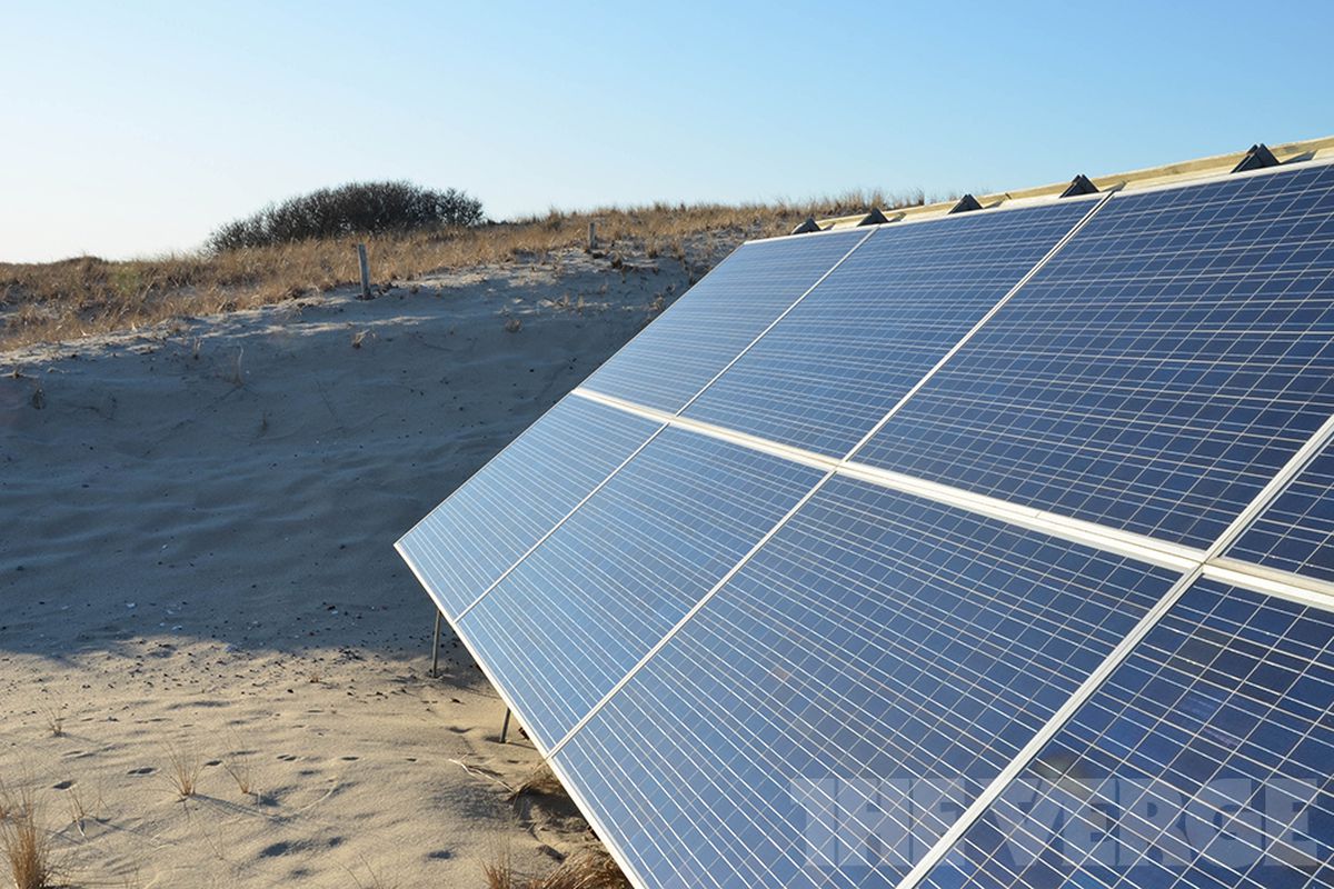 California is requiring solar panels on all new houses here’s what