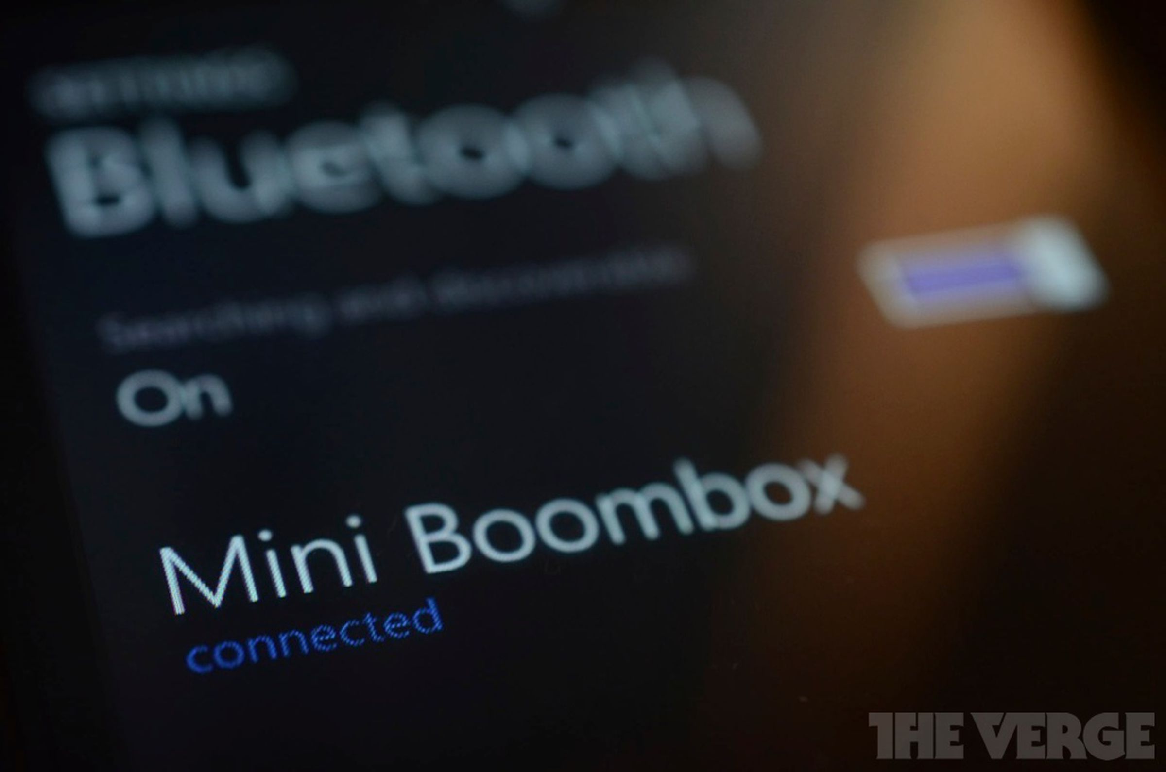 Logitech Mini Boombox review gallery