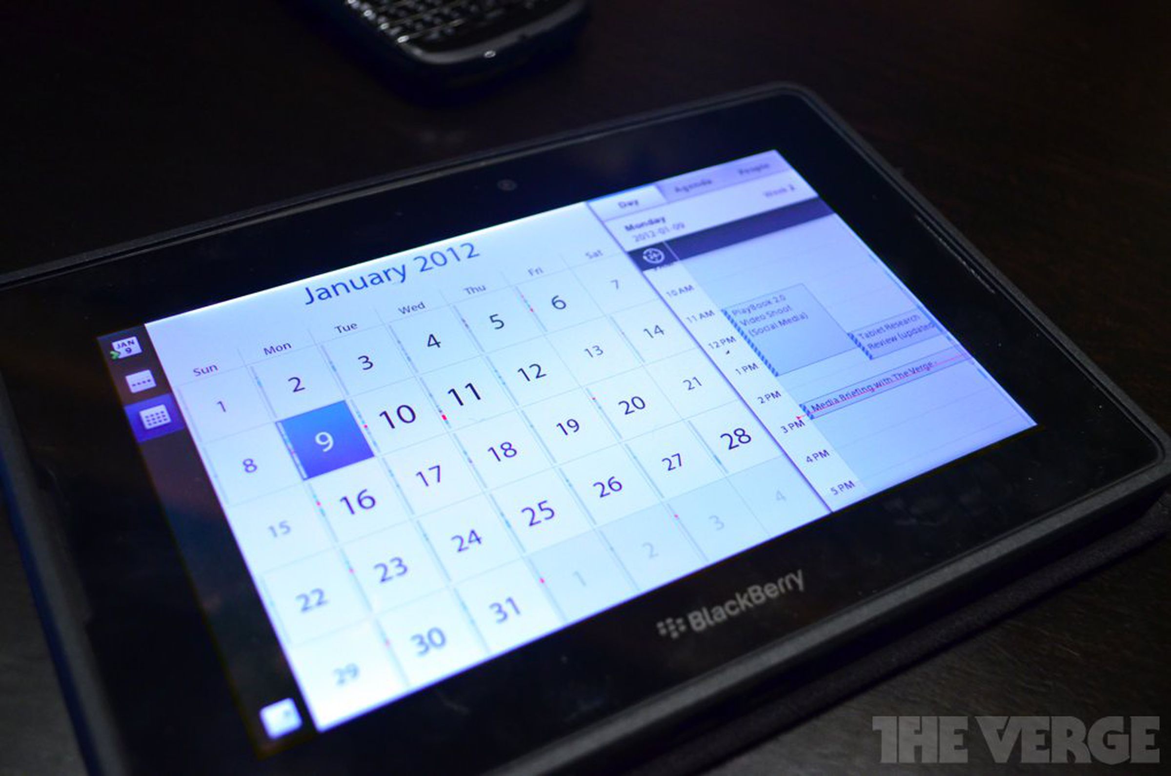 BlackBerry PlayBook OS 2.0 pictures