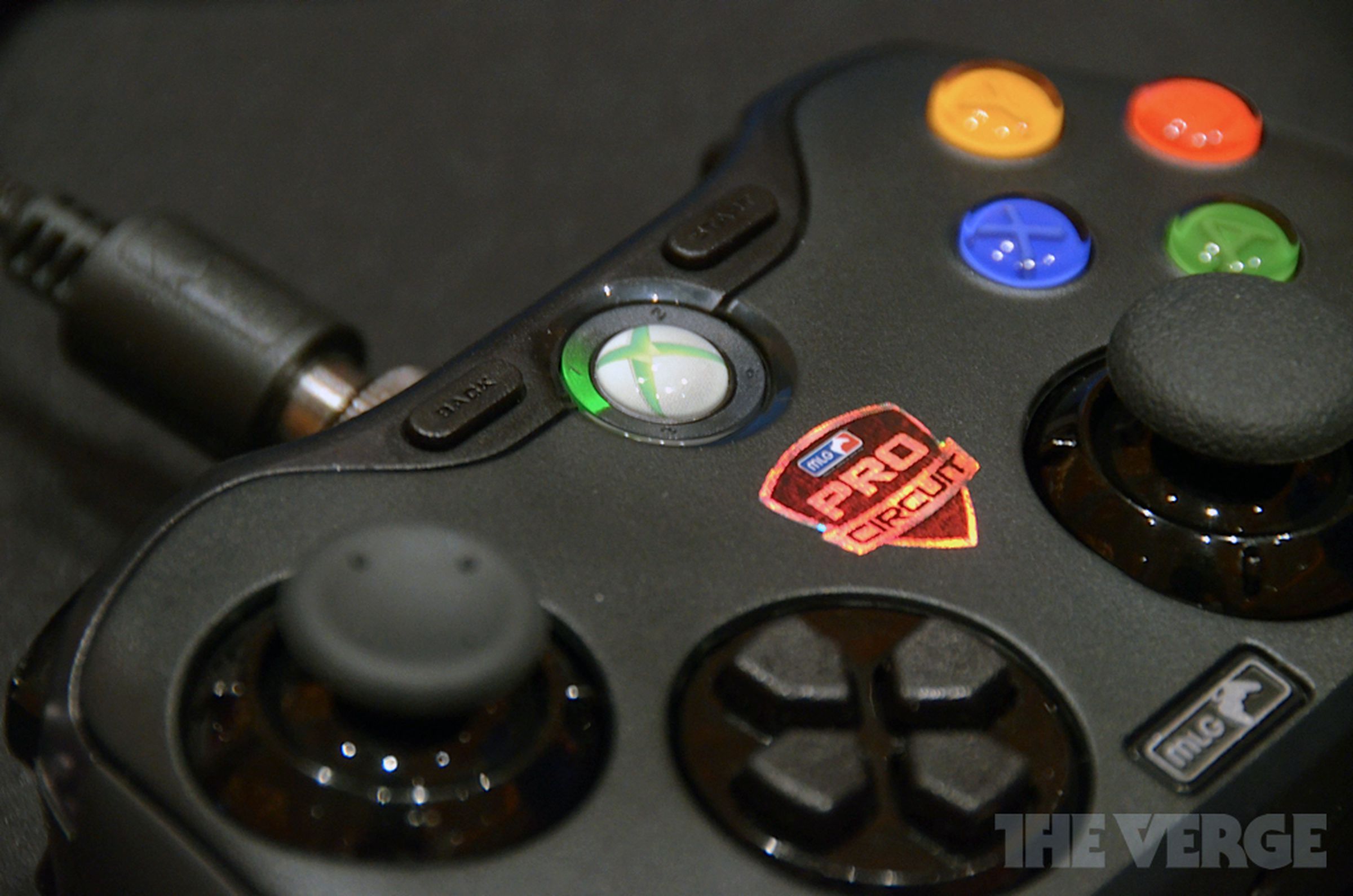Mad Catz's MLG Pro Circuit game controller hands-on pictures