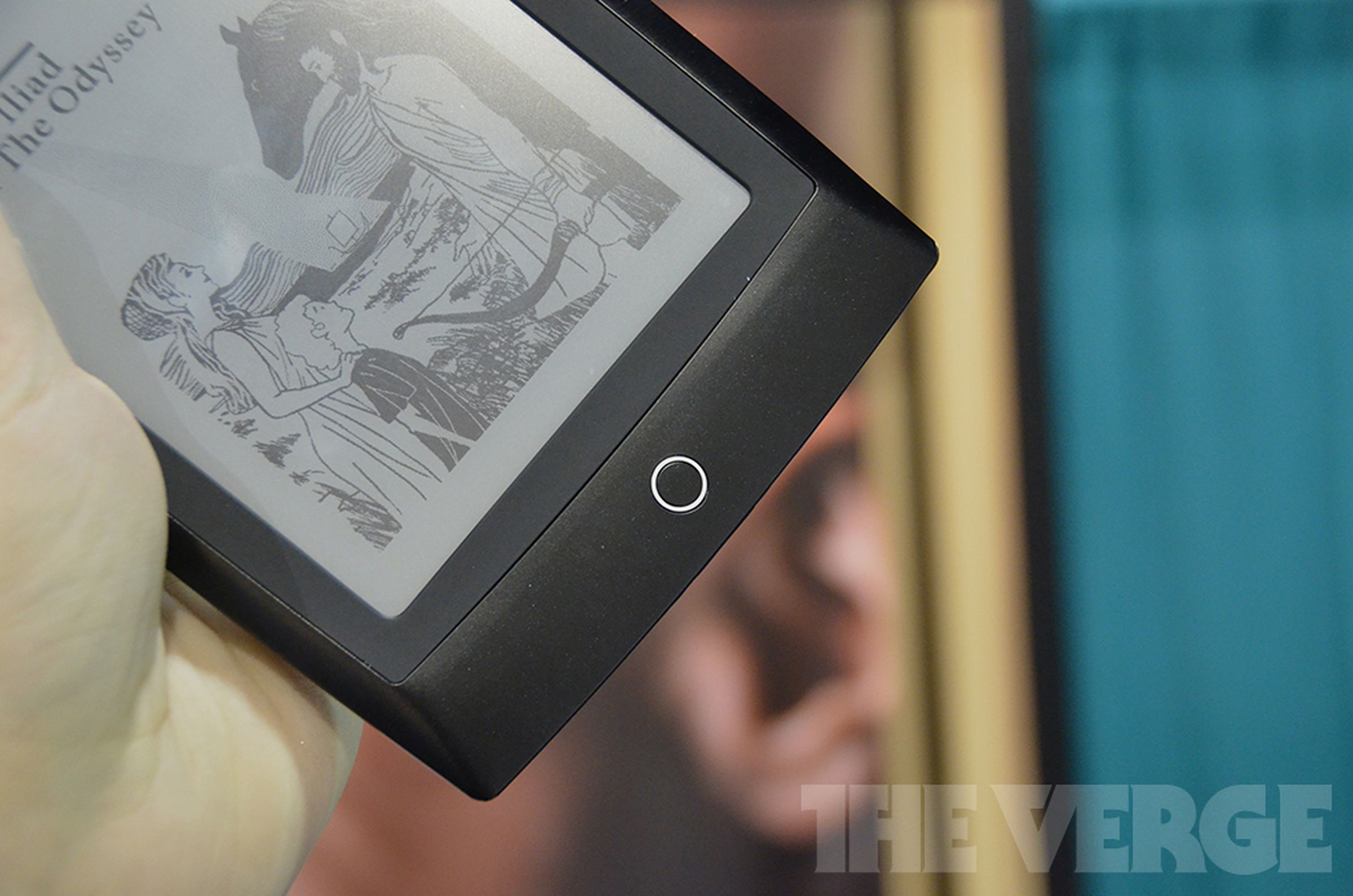 Bookeen Cybook Odyssey e-reader hands-on photos