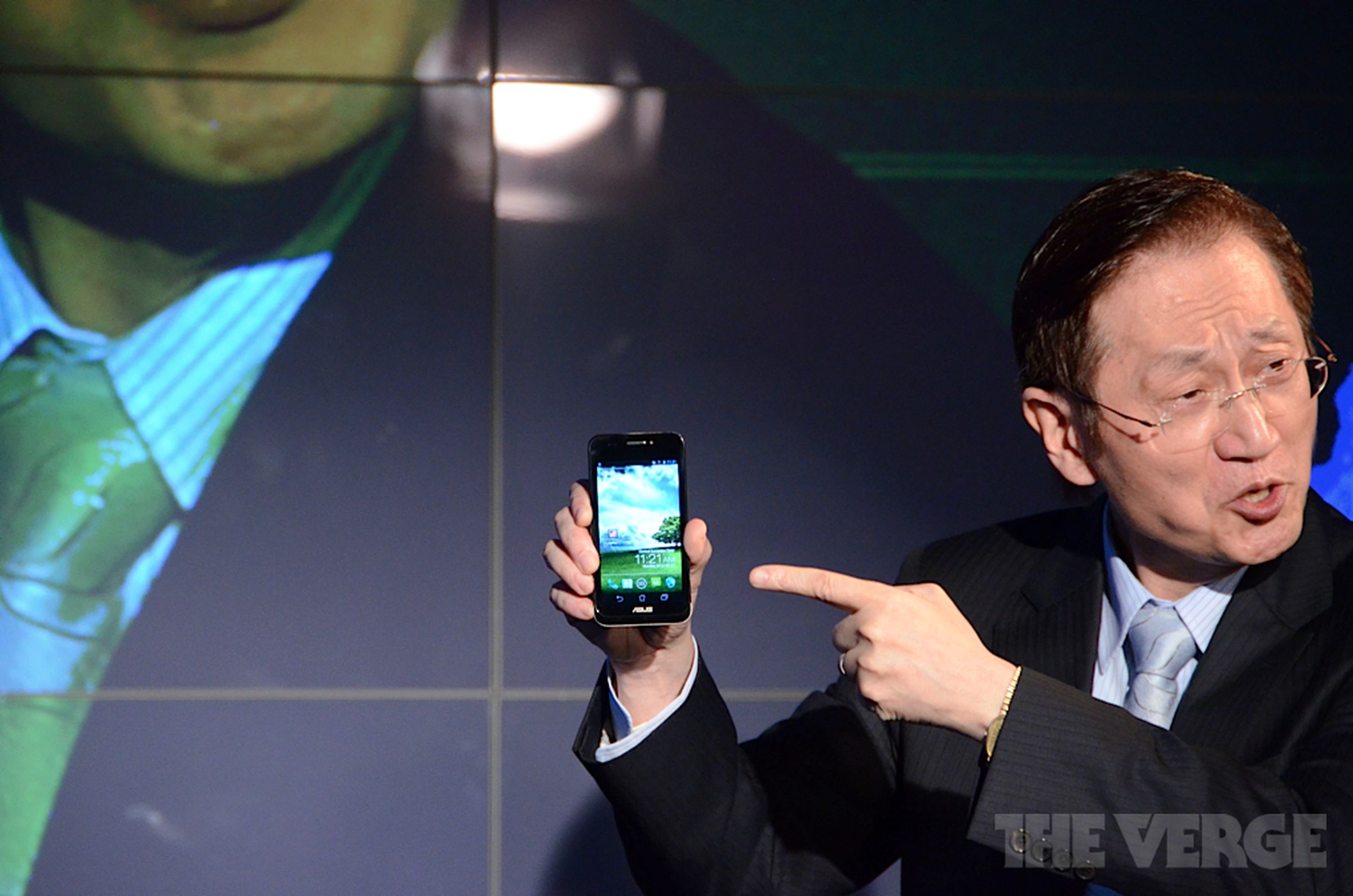 Asus Padfone MWC announcement gallery