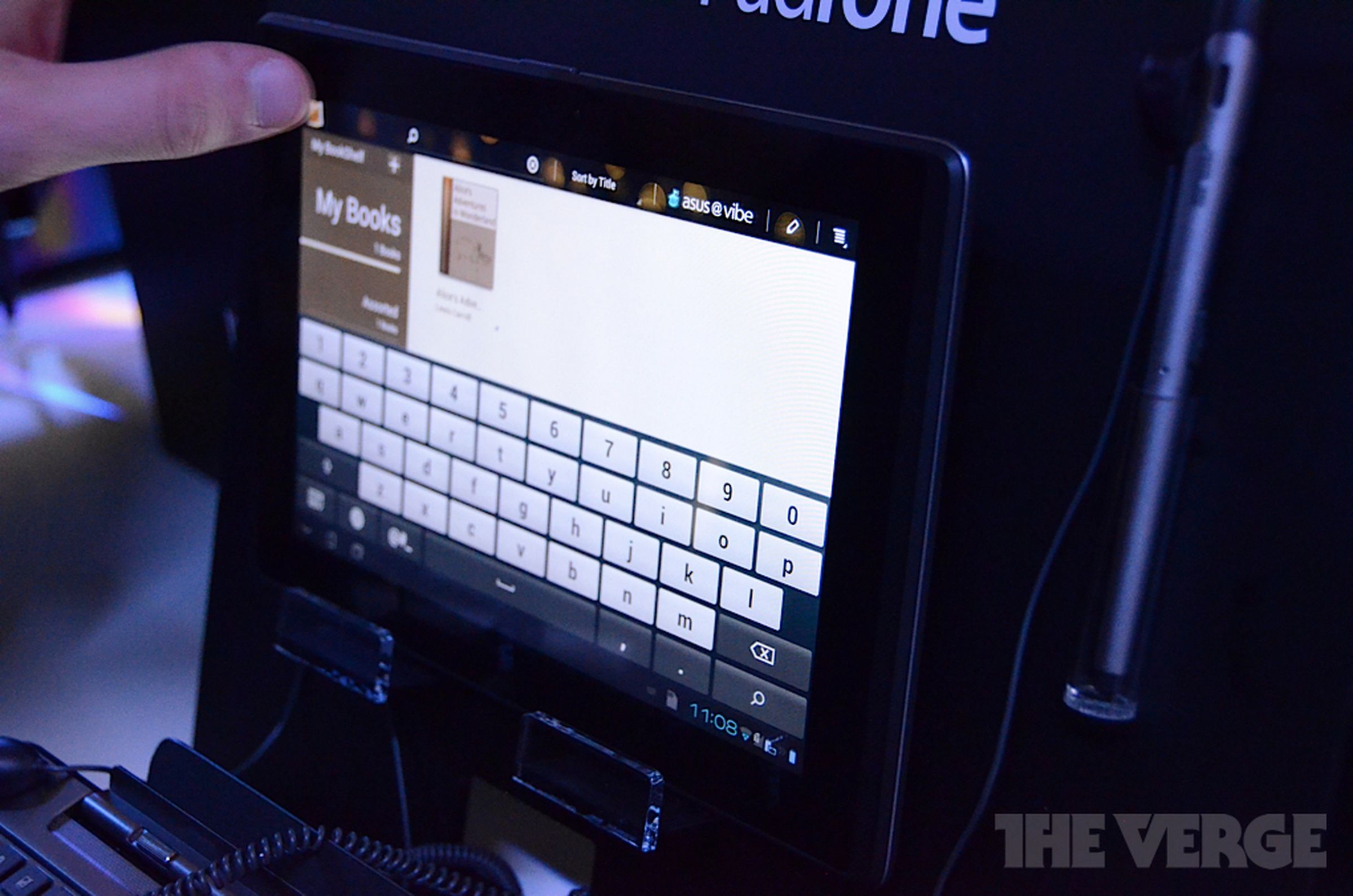Asus Padfone MWC hands-on images