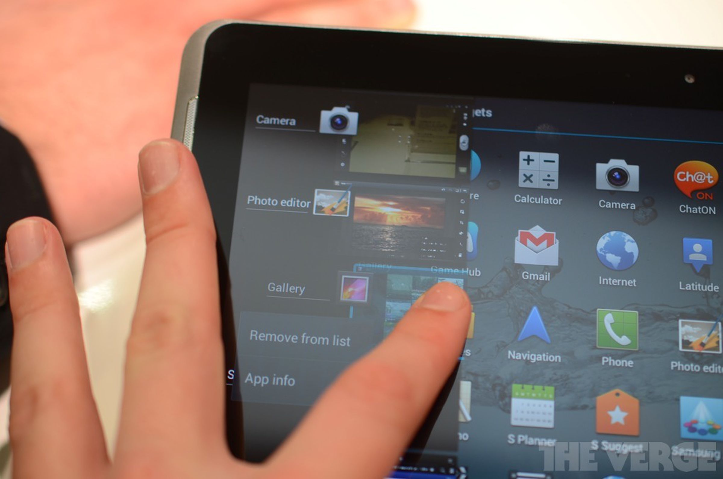 Samsung Galaxy Tab 7.0 and 10.1 hands-on pictures