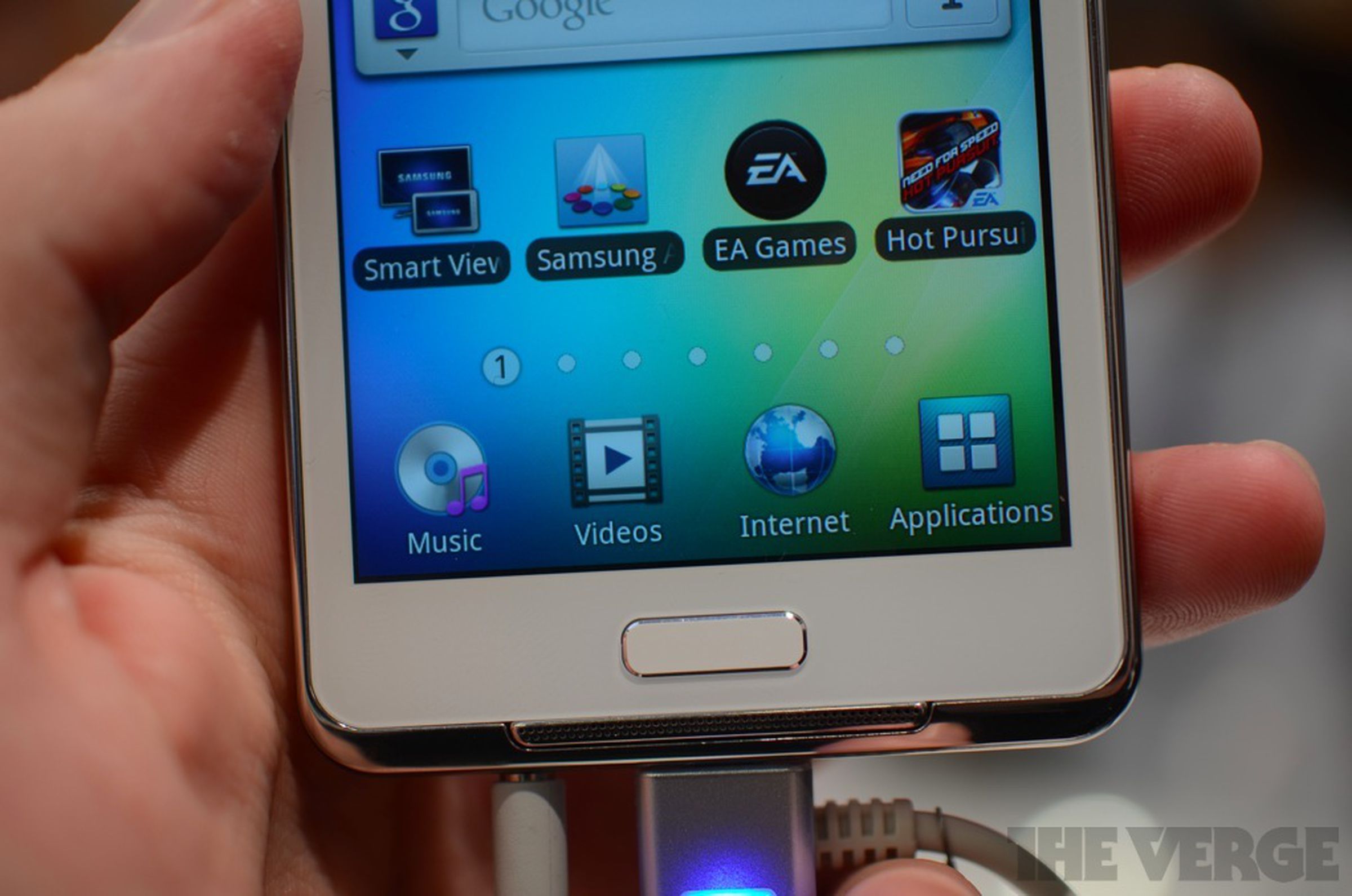 Samsung Galaxy S WiFi 4.2 hands-on pictures
