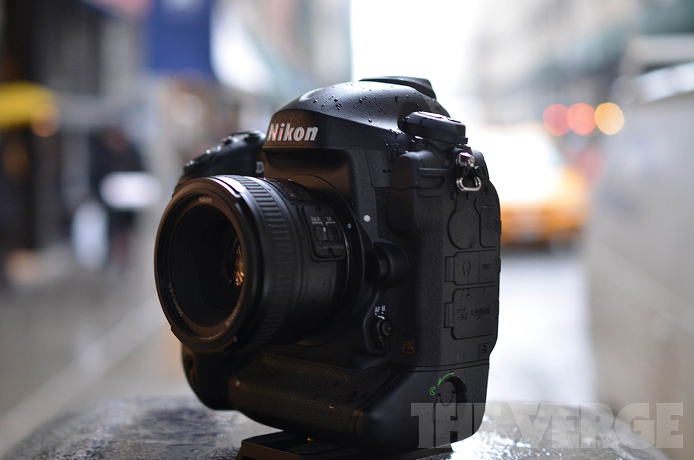 Nikon D4 preview pictures