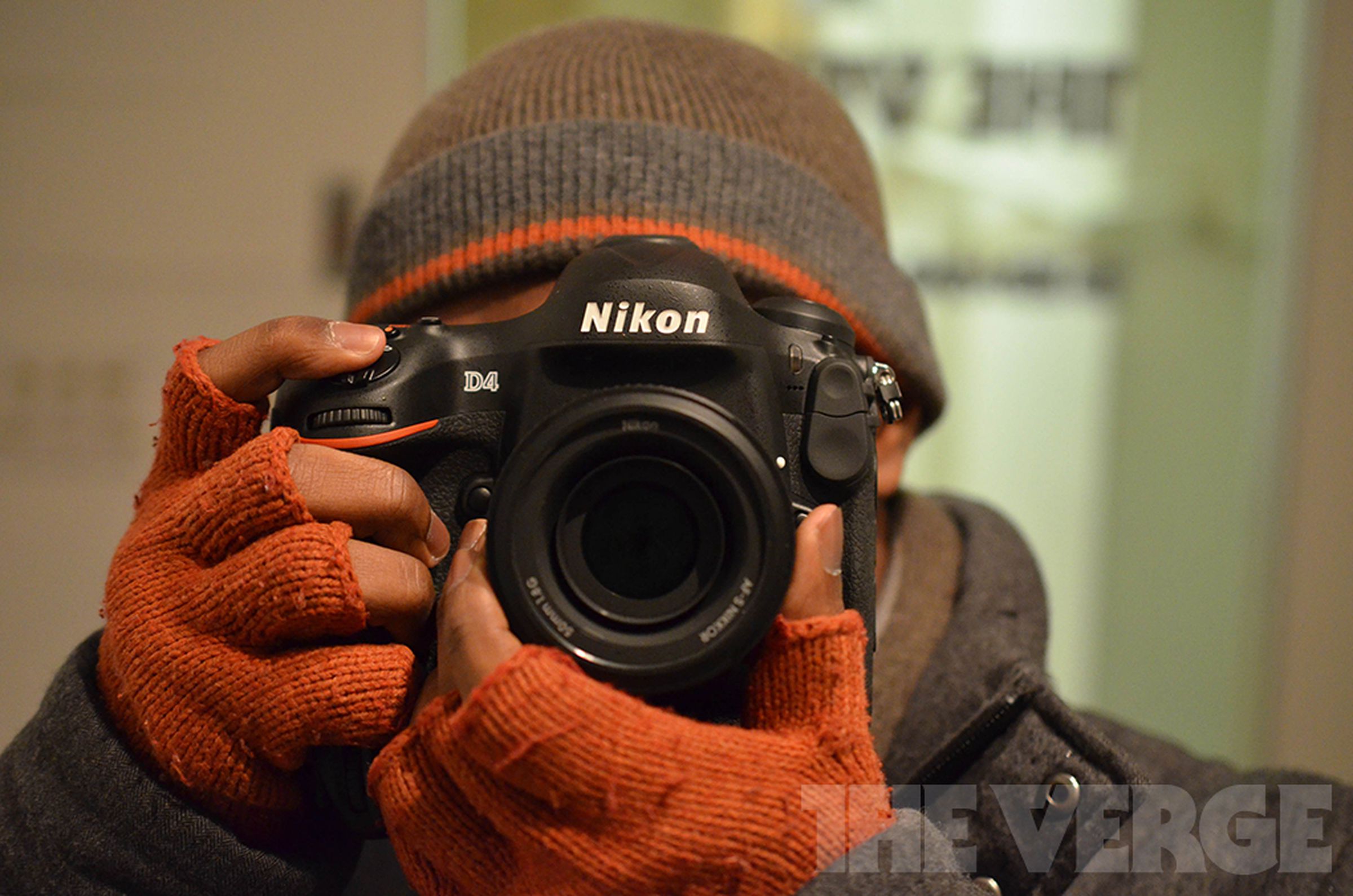 Nikon D4 preview pictures