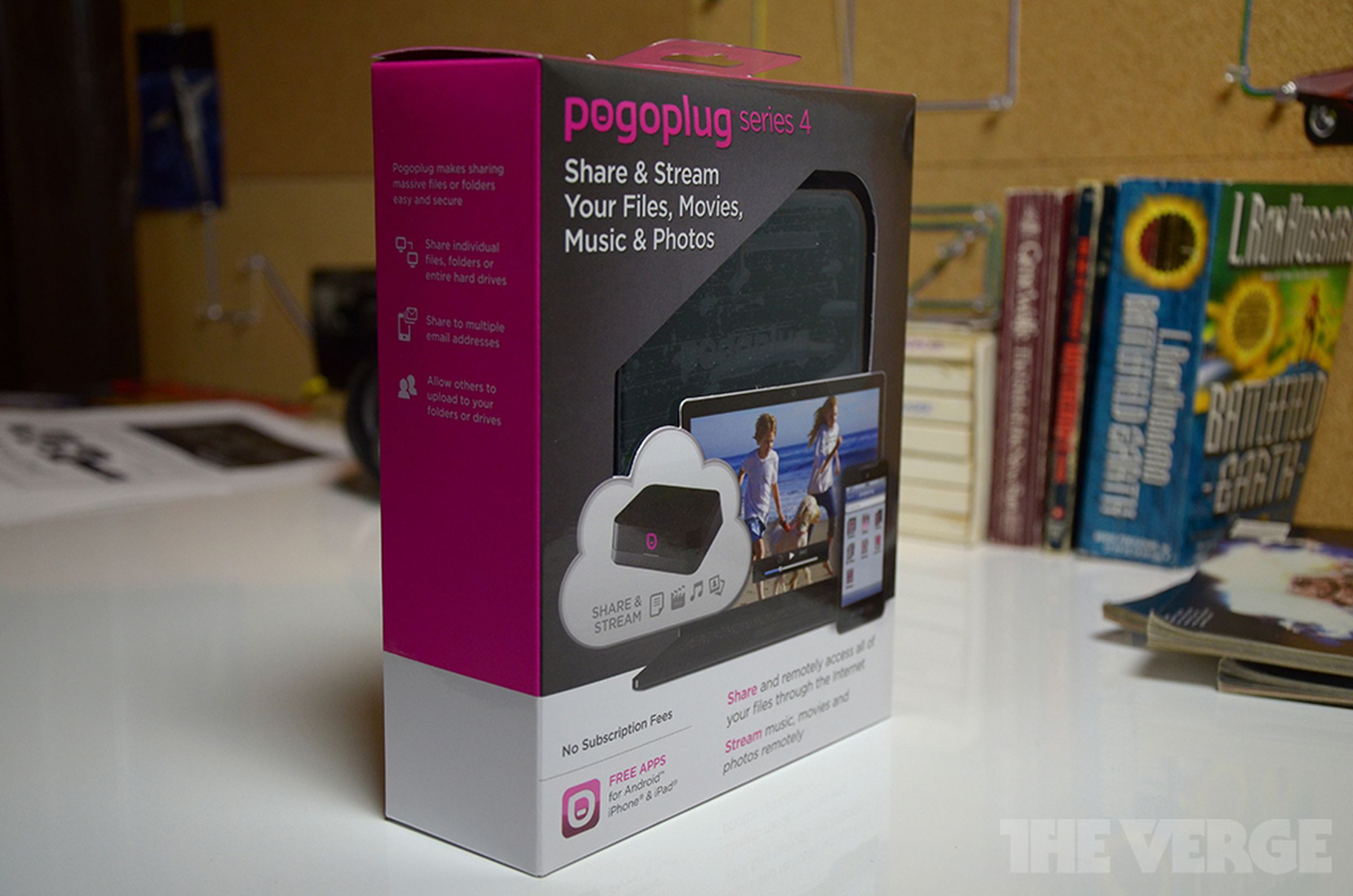 Pogoplug Series 4 hardware review photos
