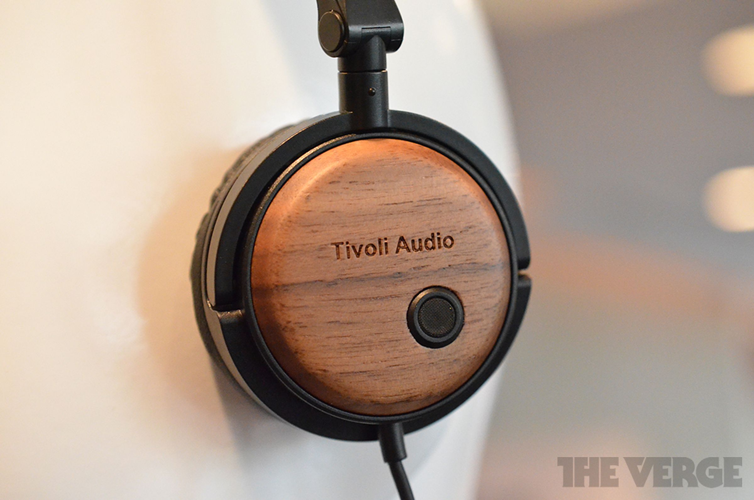 Tivoli Radio Silenz, Model One BT, PAL BT, and Blu Con hands-on pictures