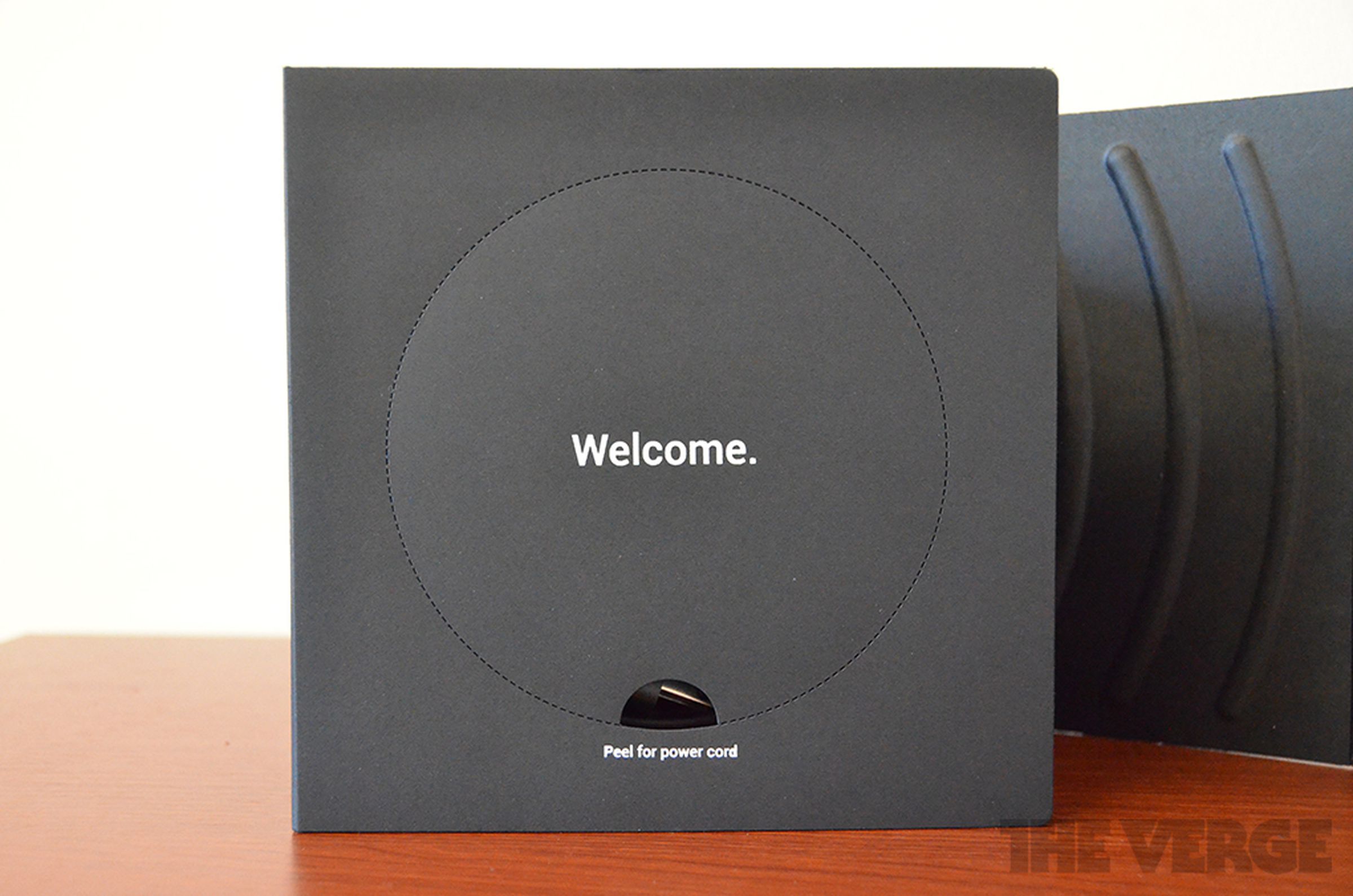 Google Nexus Q media streamer: first impressions photos