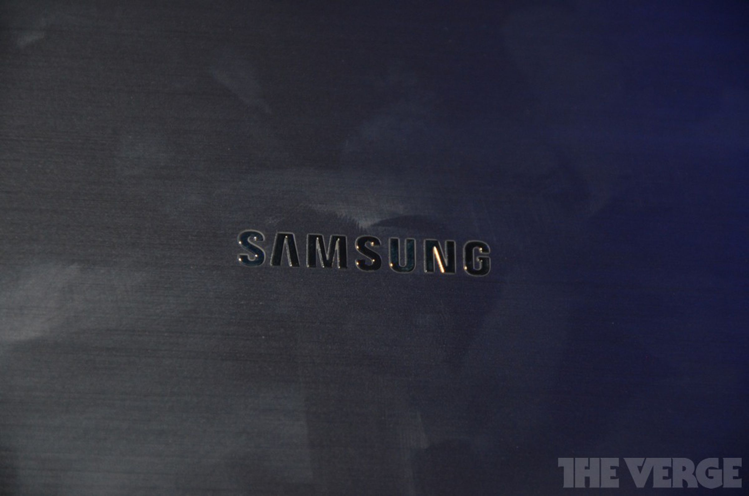 Samsung Ativ Tab hands-on photos