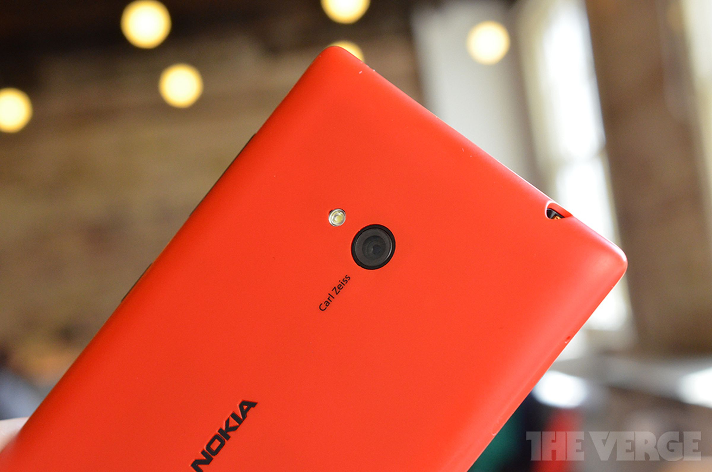 Nokia Lumia 720 photos