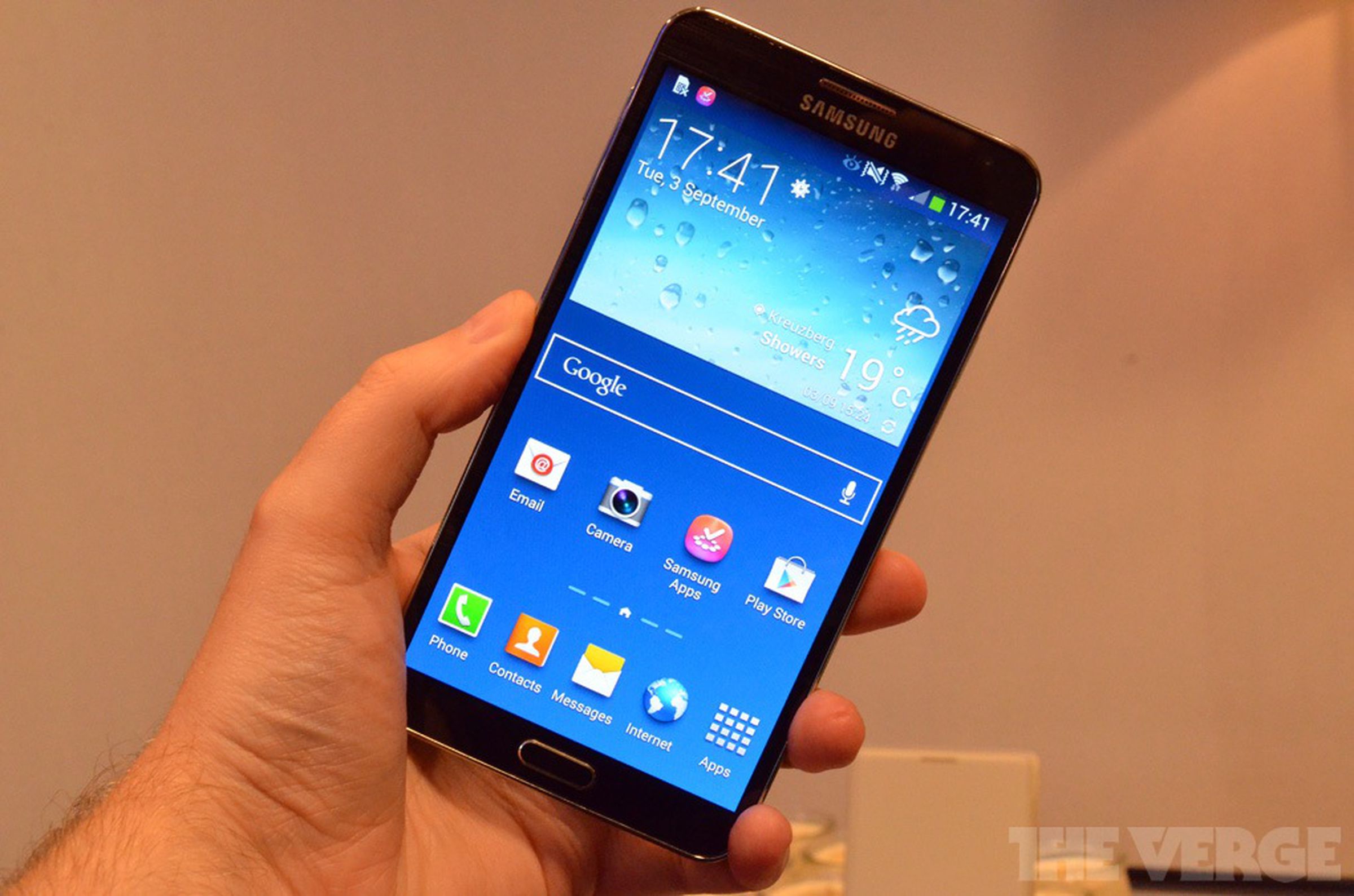 Samsung Galaxy Note 3 hands-on gallery