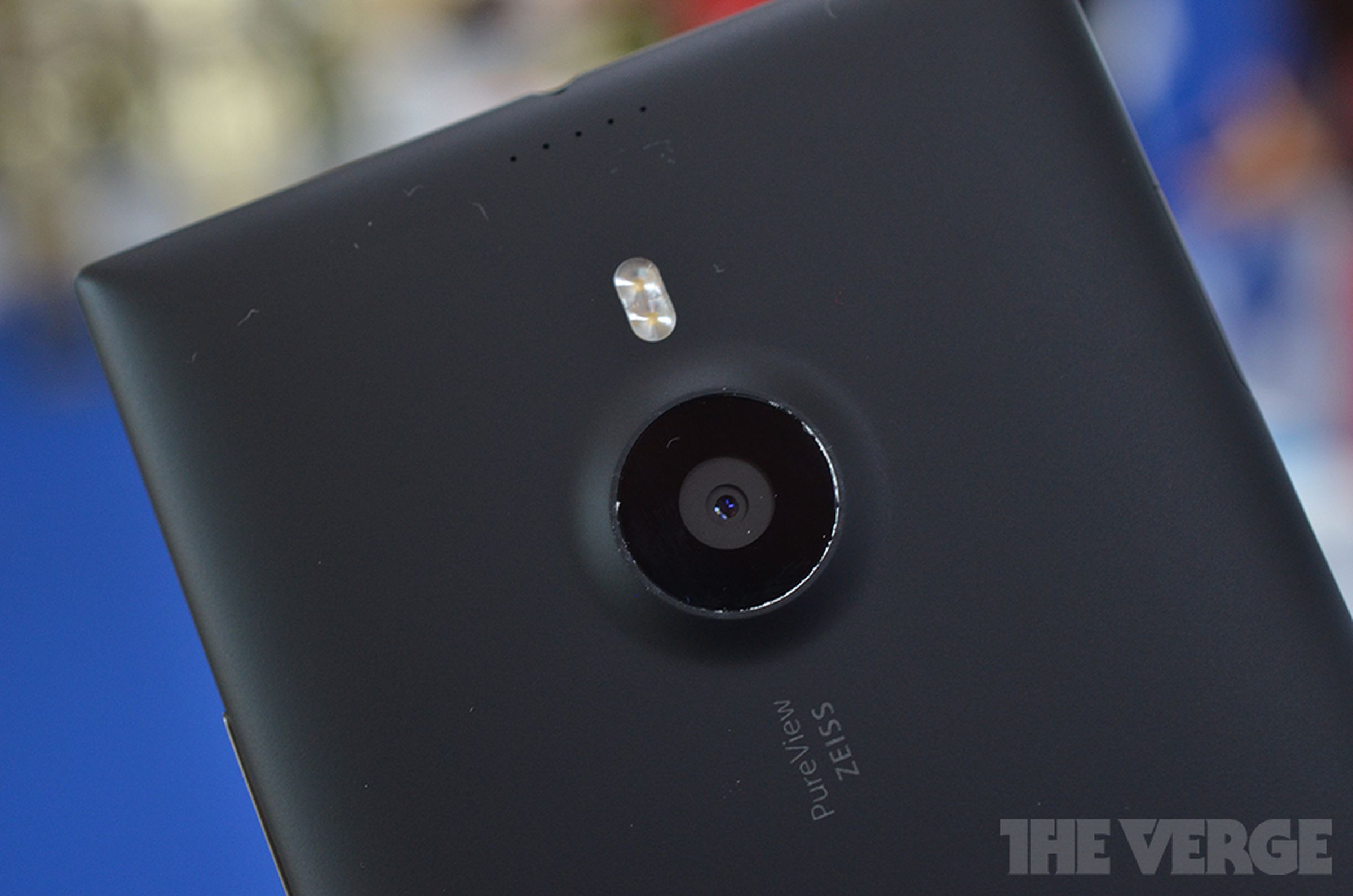 Nokia Lumia 1520 hands-on photos