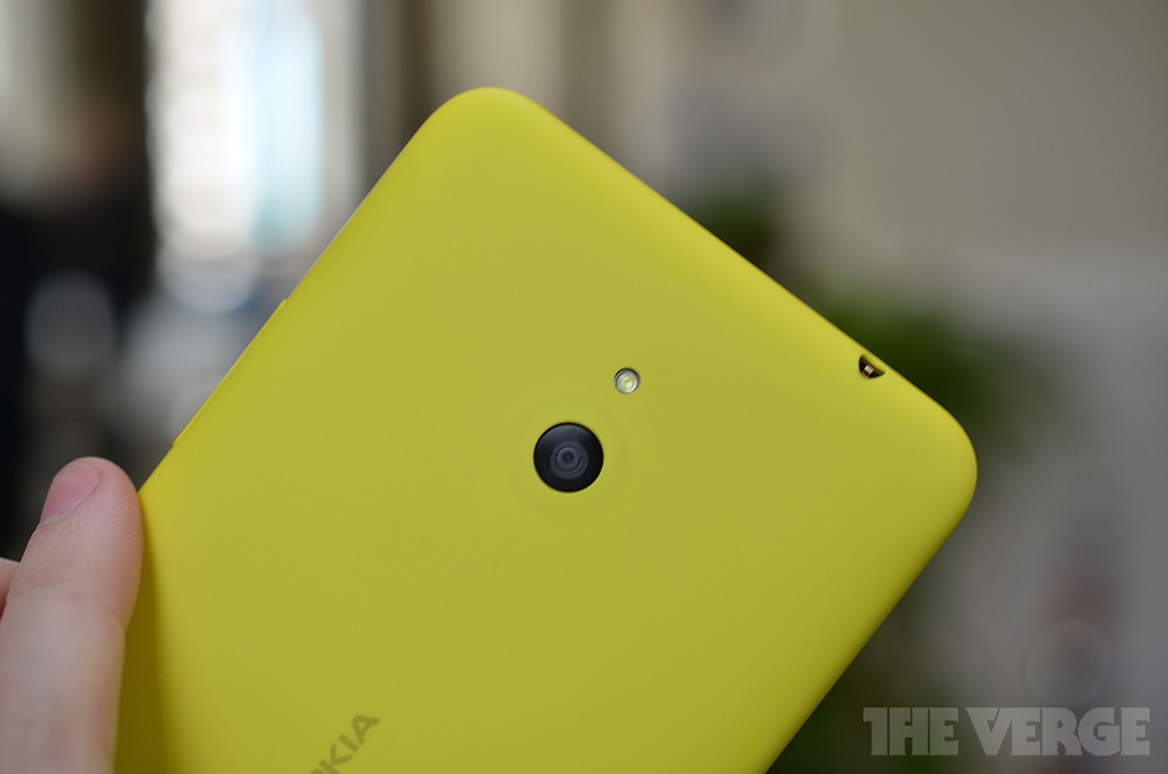 Nokia Lumia 1320 hands-on photos