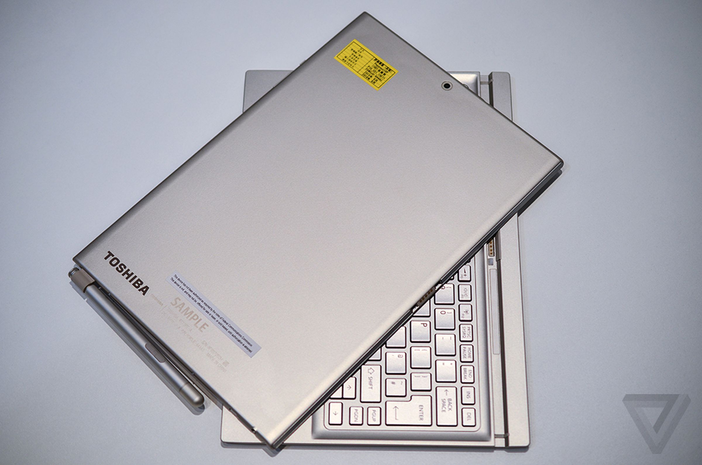 Toshiba concept tablet hands-on photos