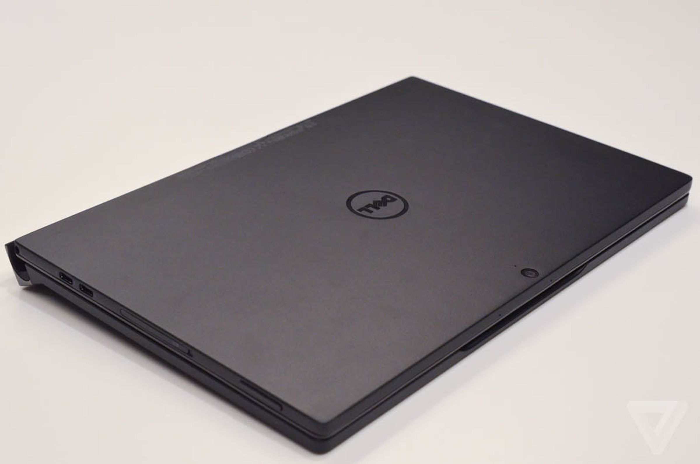 Dell XPS 12 (2015) hands-on photos