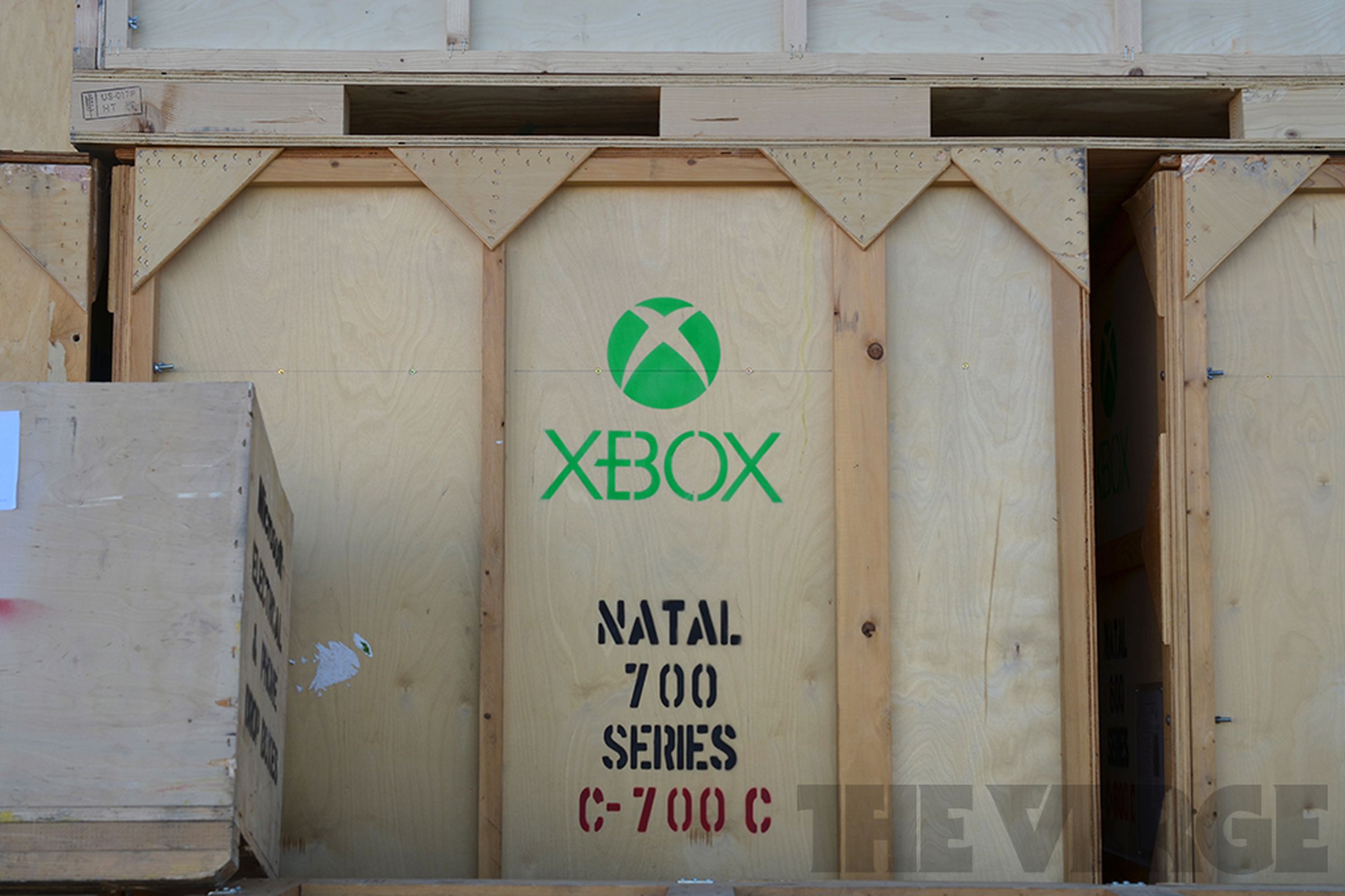 Xbox Logo Natal Crate Stock 1020