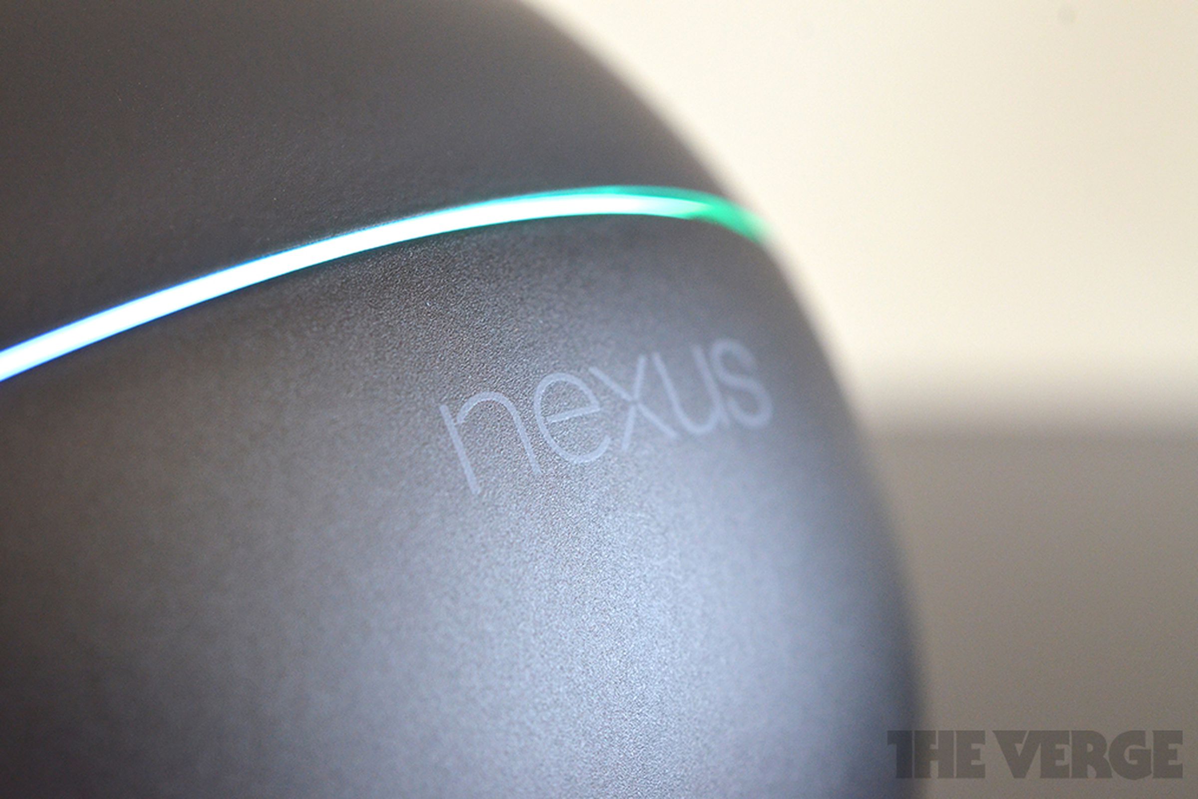 Gallery Photo: Google Nexus Q review hardware photos