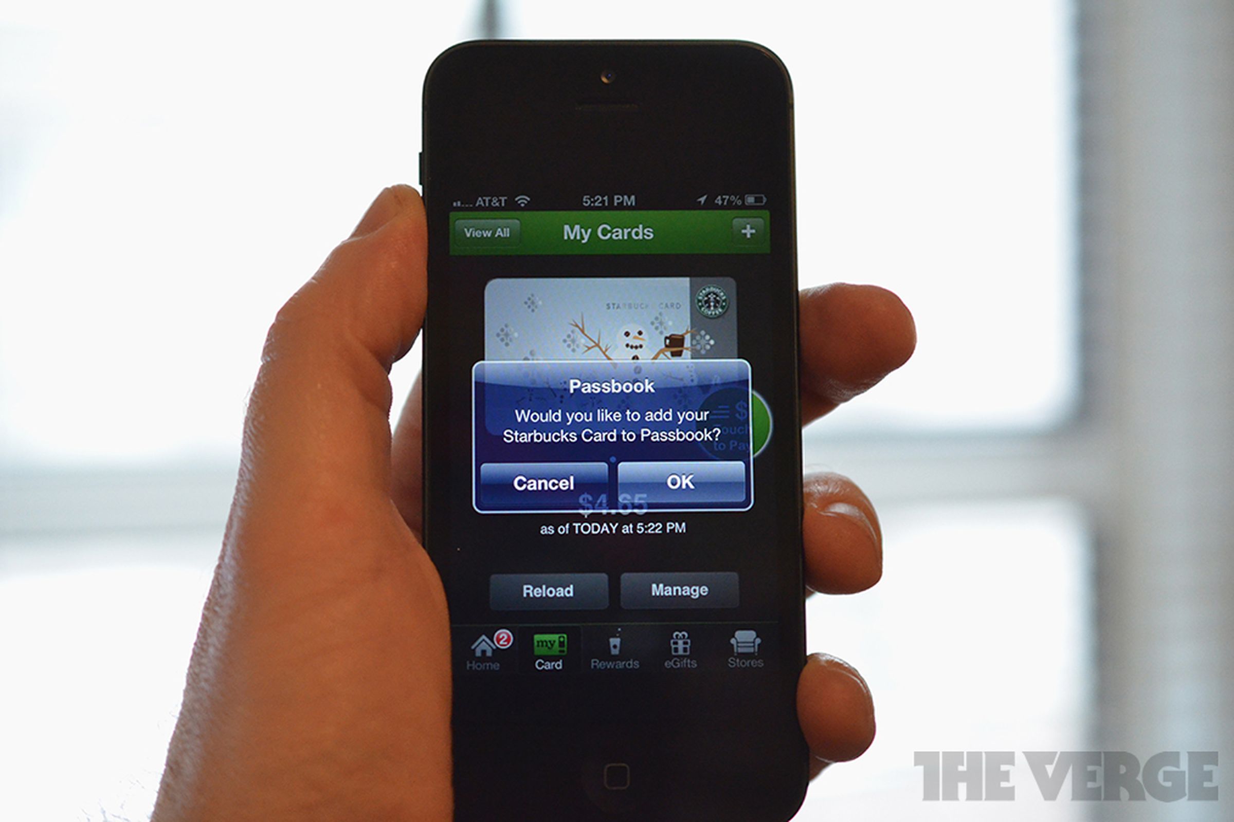Starbucks iOS app update with Passbook
