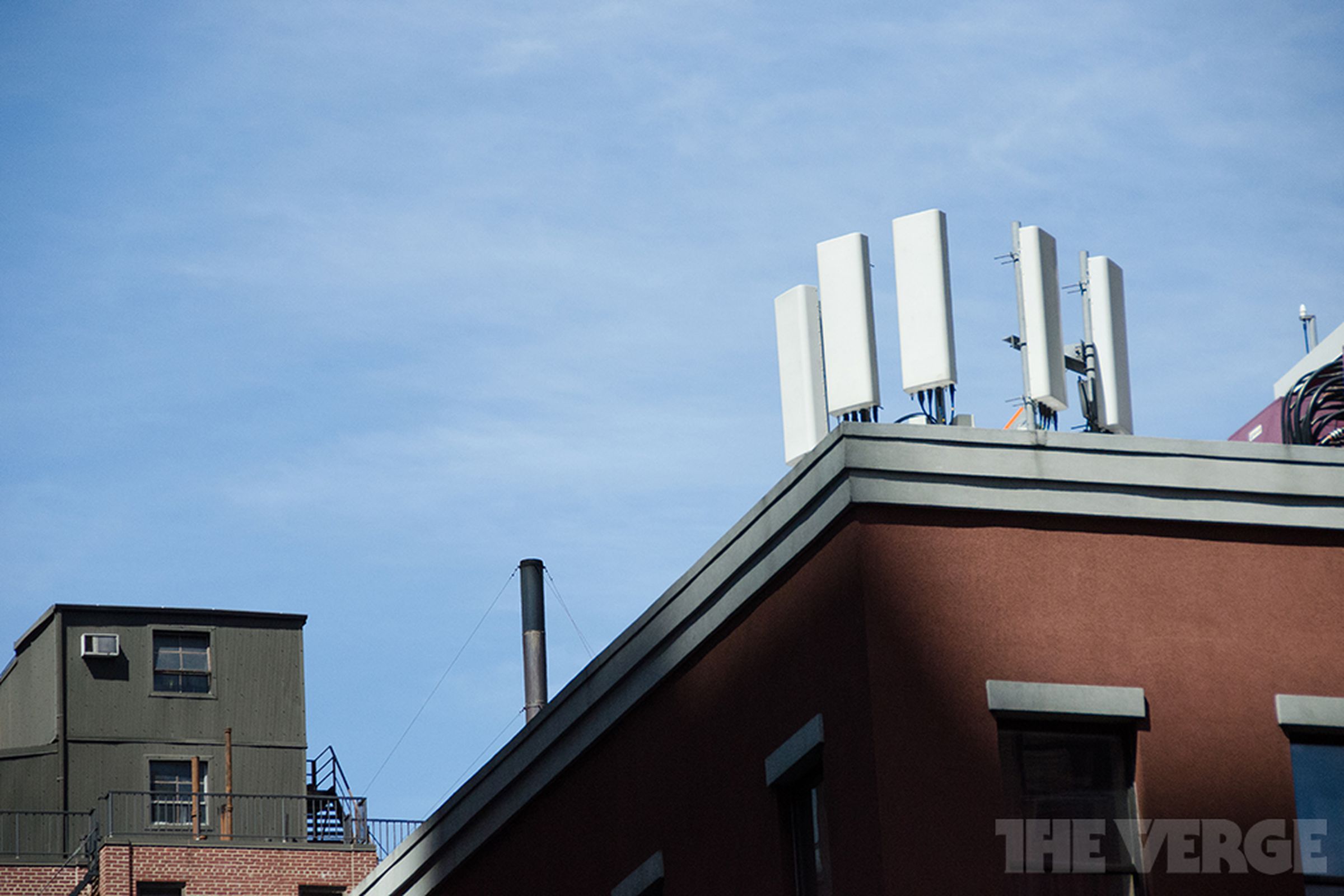 US wireless carriers plan to shutter their old 3G networks next year.