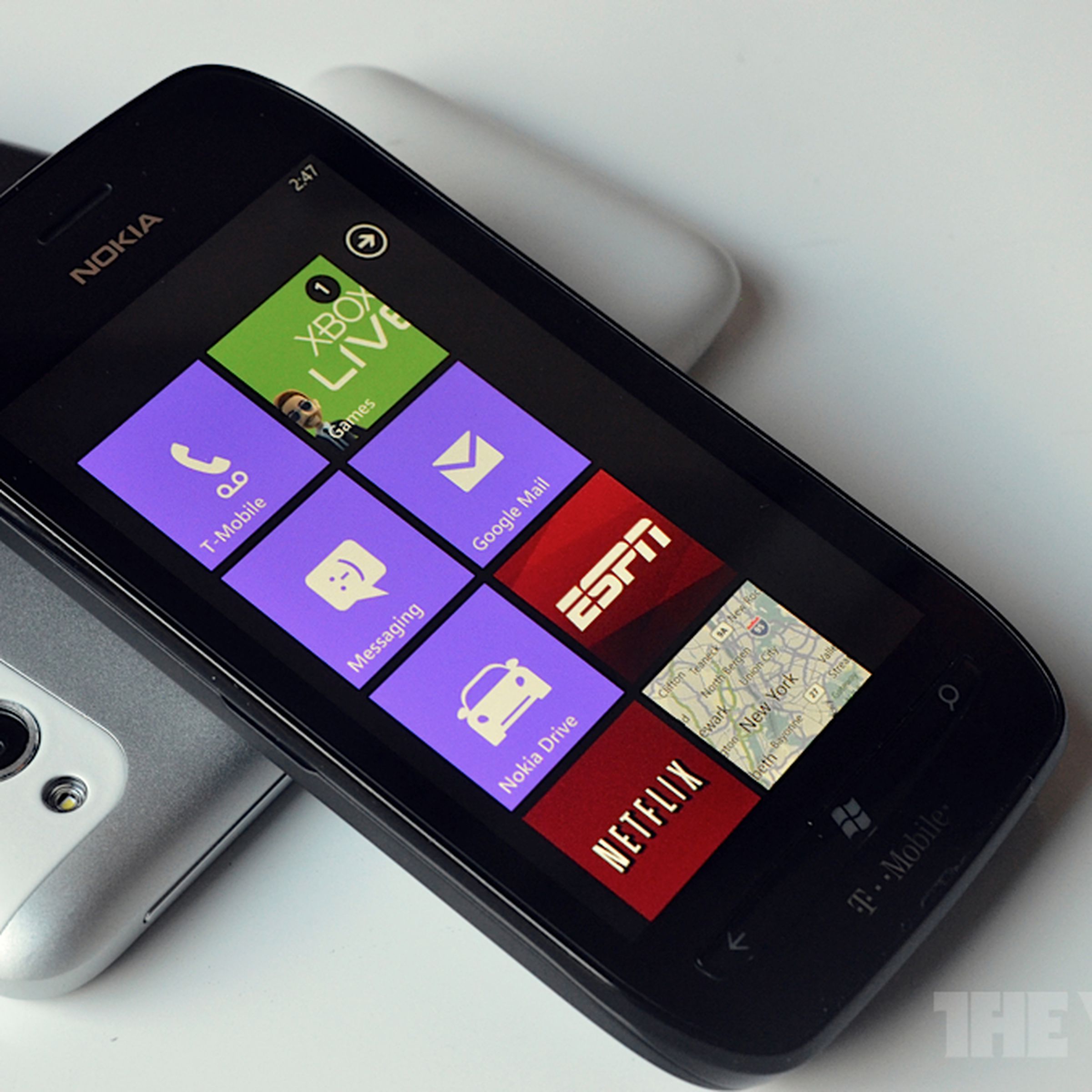 Nokia Lumia 710 Hero