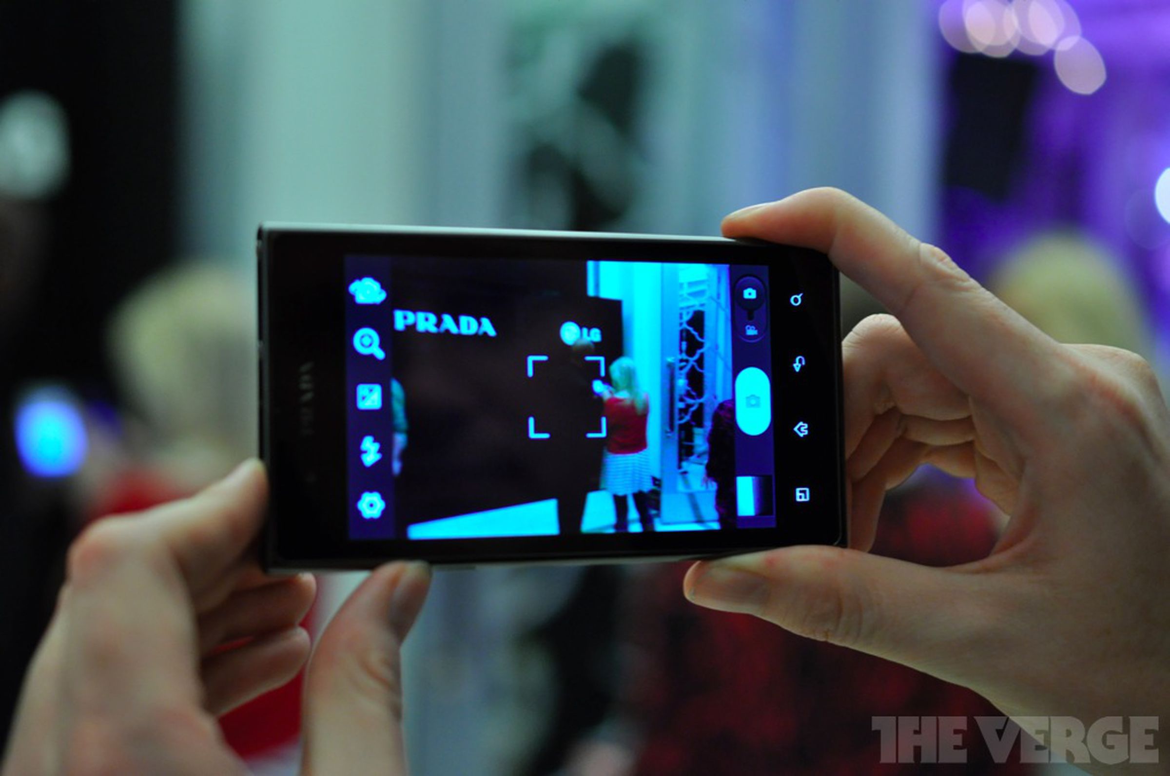 Prada Phone by LG 3.0 hands-on photos