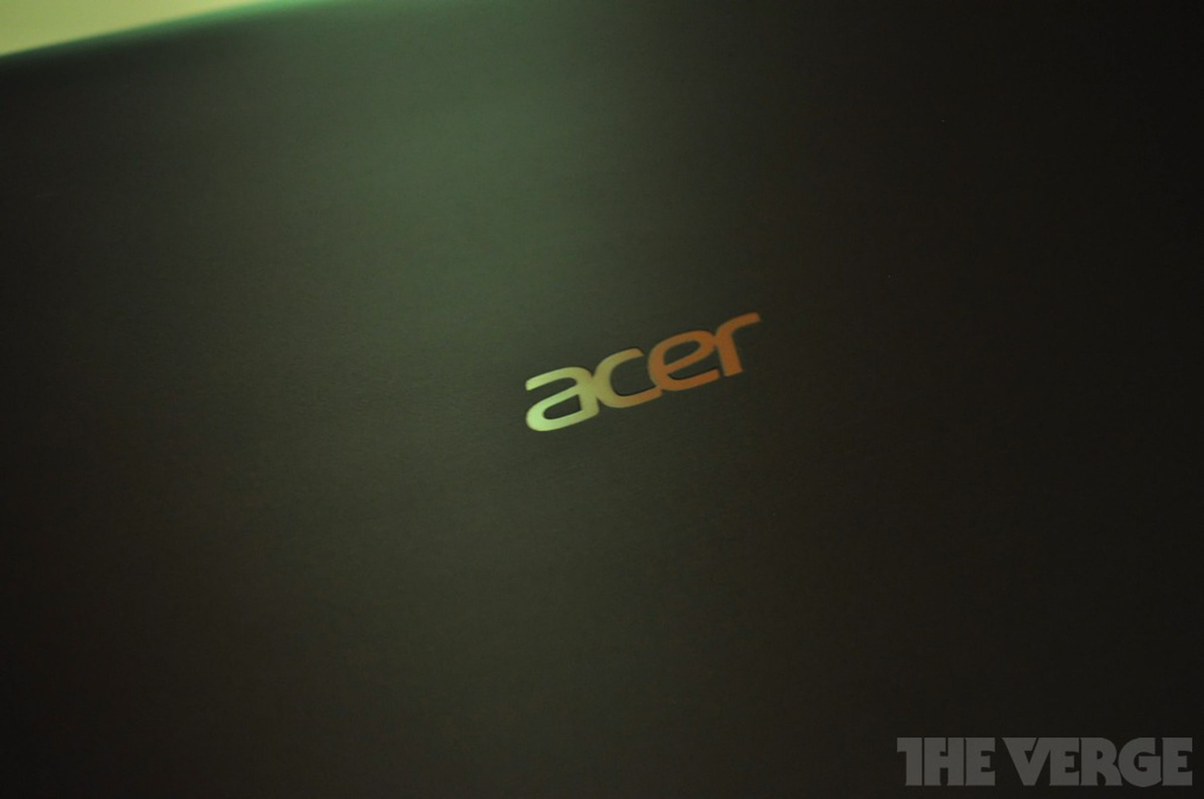 Acer Aspire S5 hands-on photos
