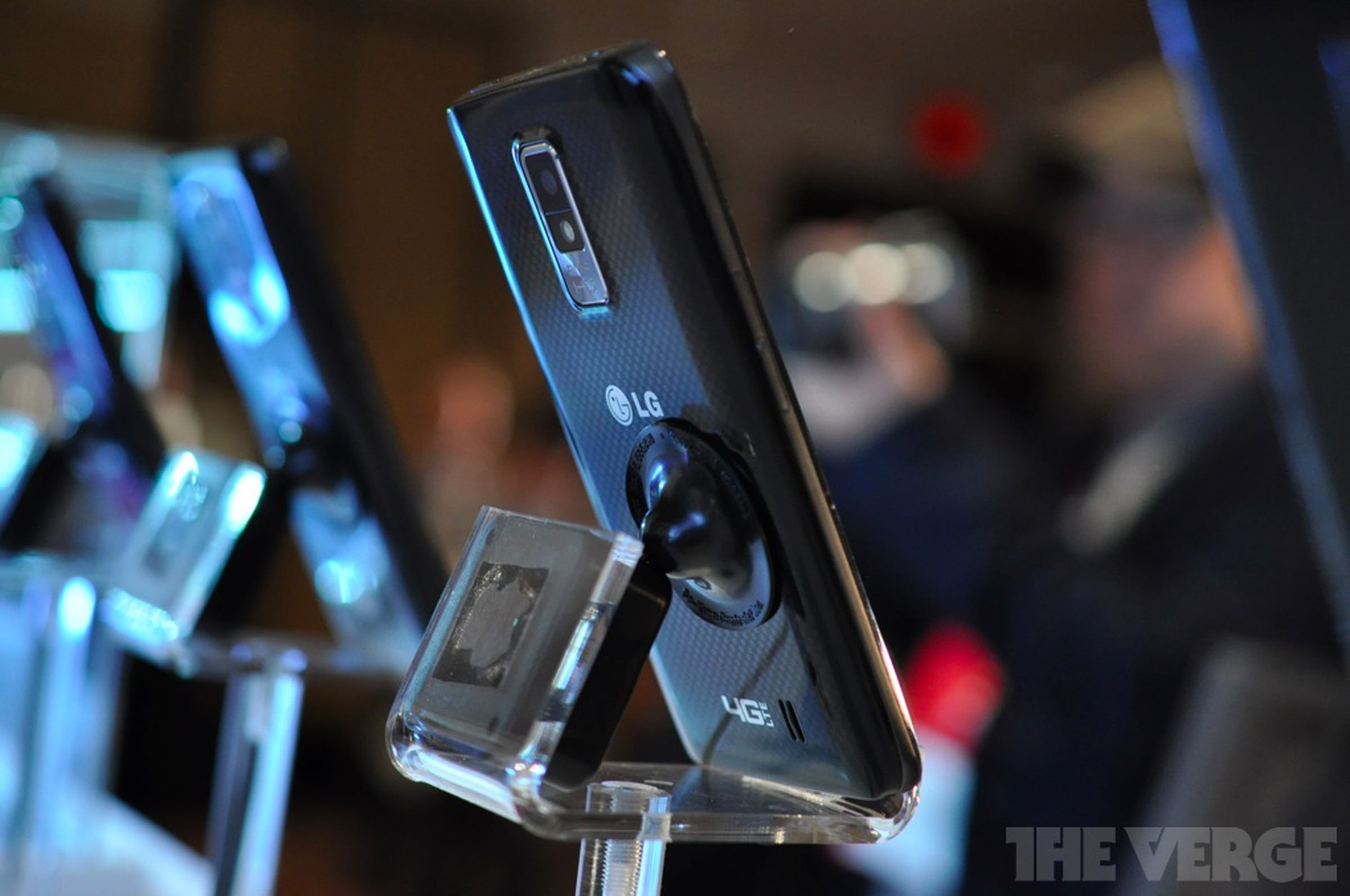 LG Spectrum hands-on photos