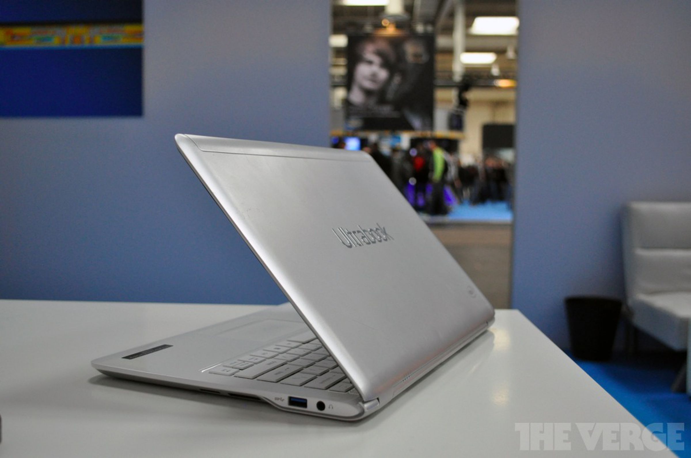 Intel touchscreen ultrabook prototype photos