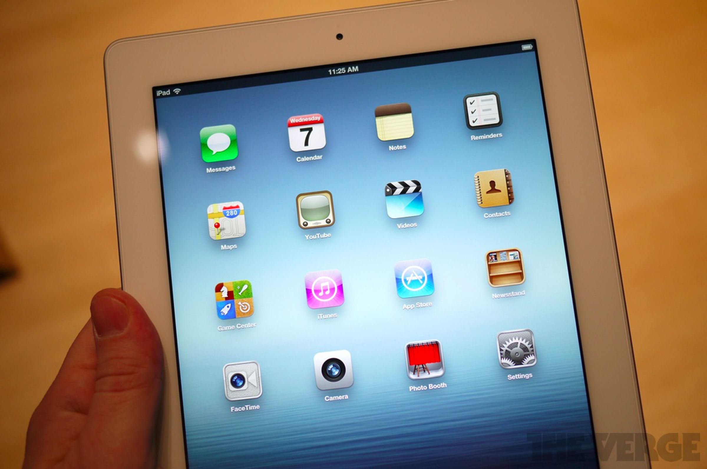 New iPad hands-on photos