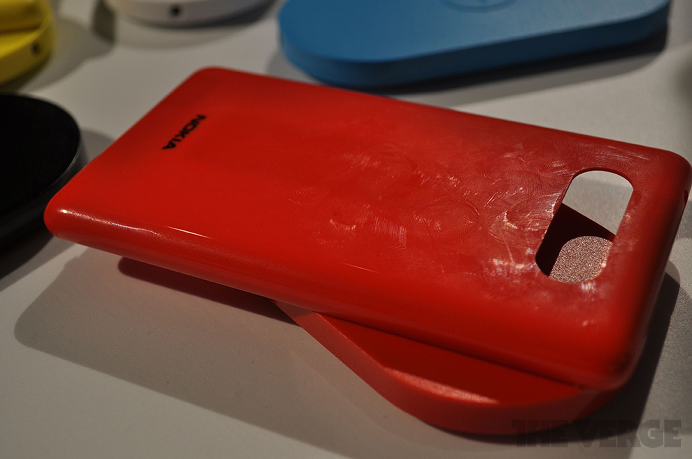 Nokia Lumia 820 hands-on photos