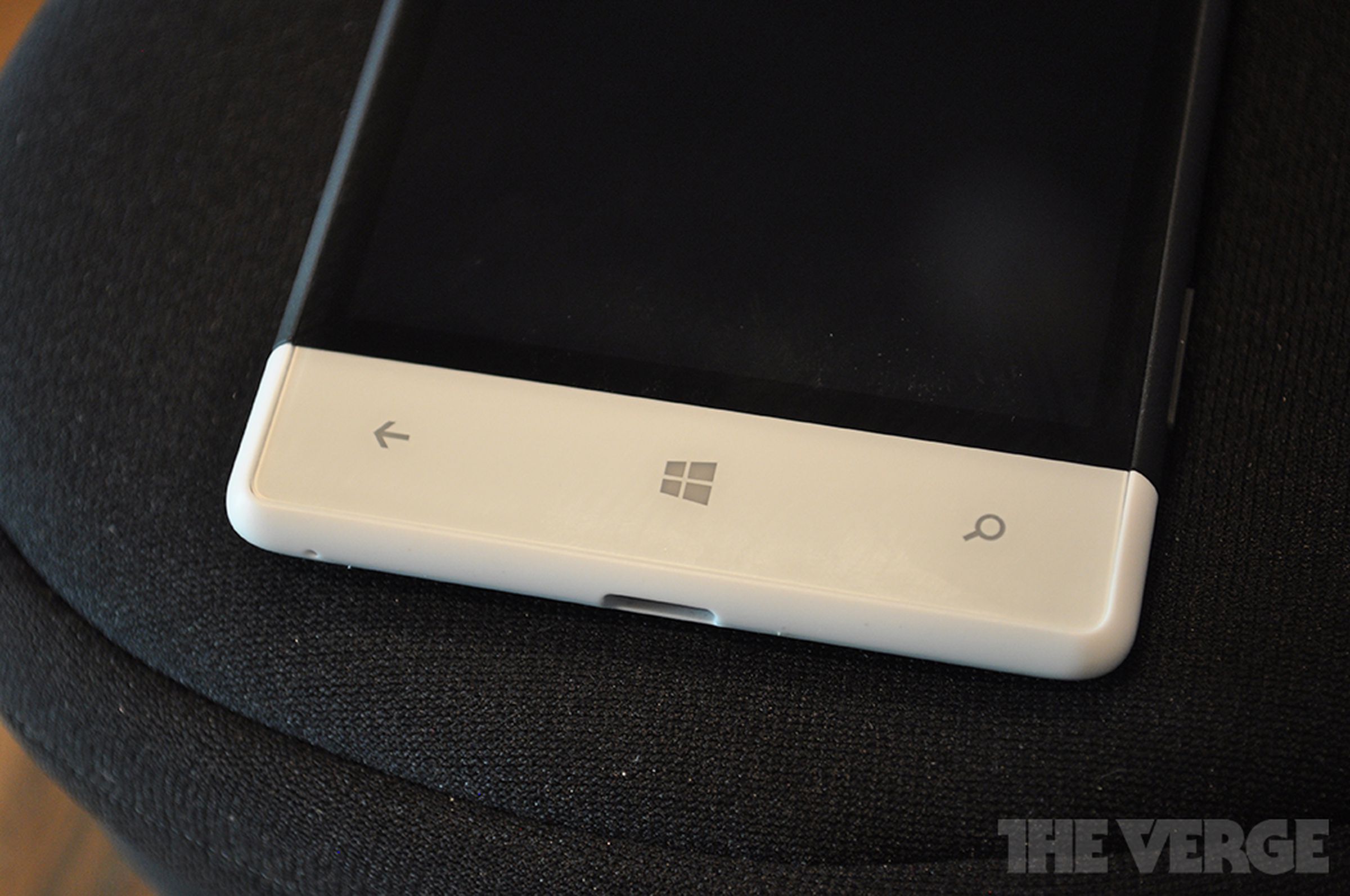 Windows Phone 8S hands-on photos