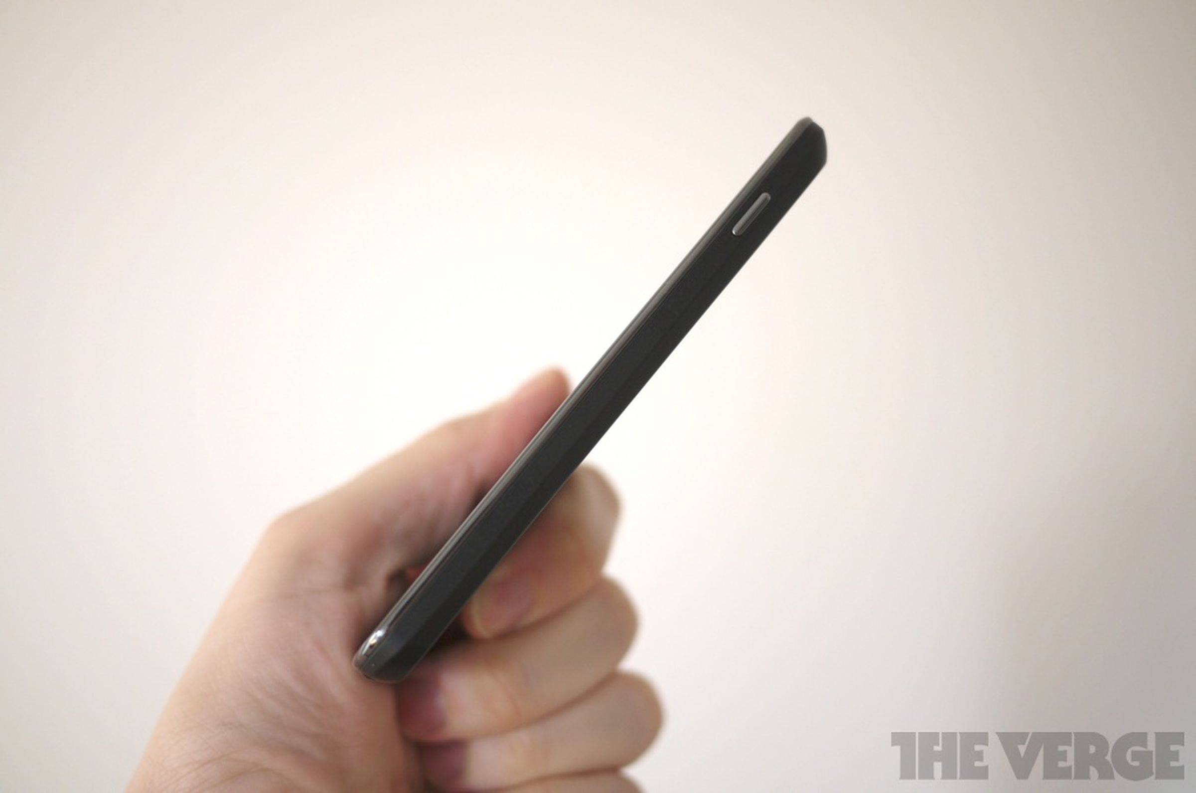 Hands-on with the Nexus 4