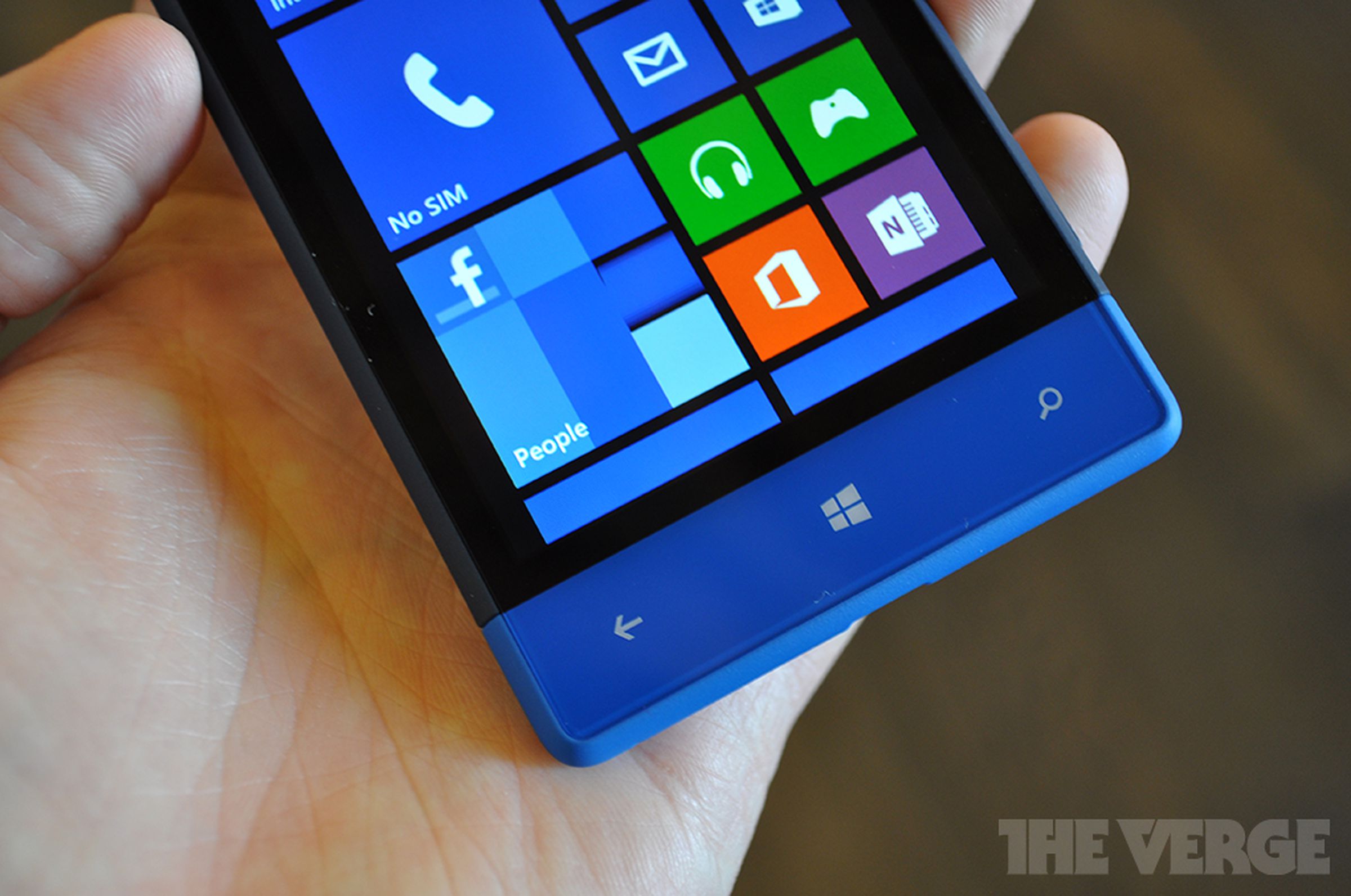 Windows Phone 8S photos