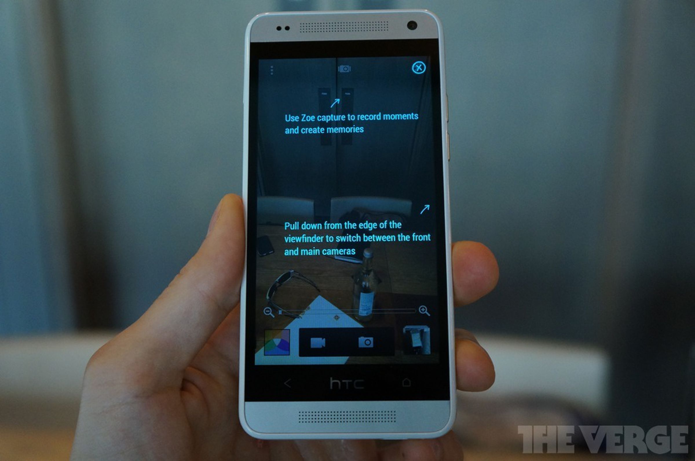 HTC One mini hands-on photos