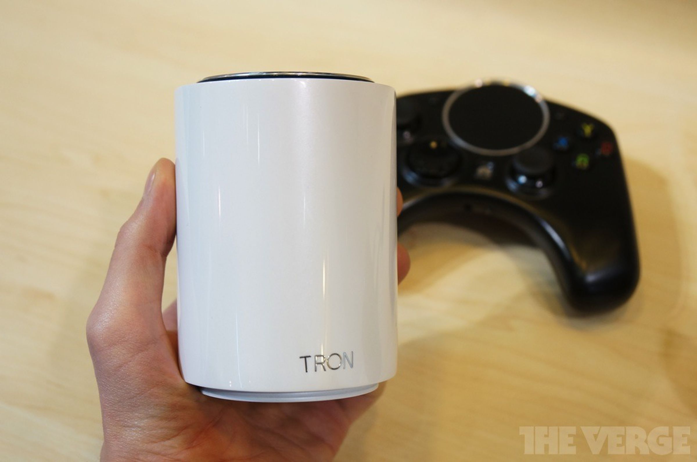 Huawei Tron Android console hands-on