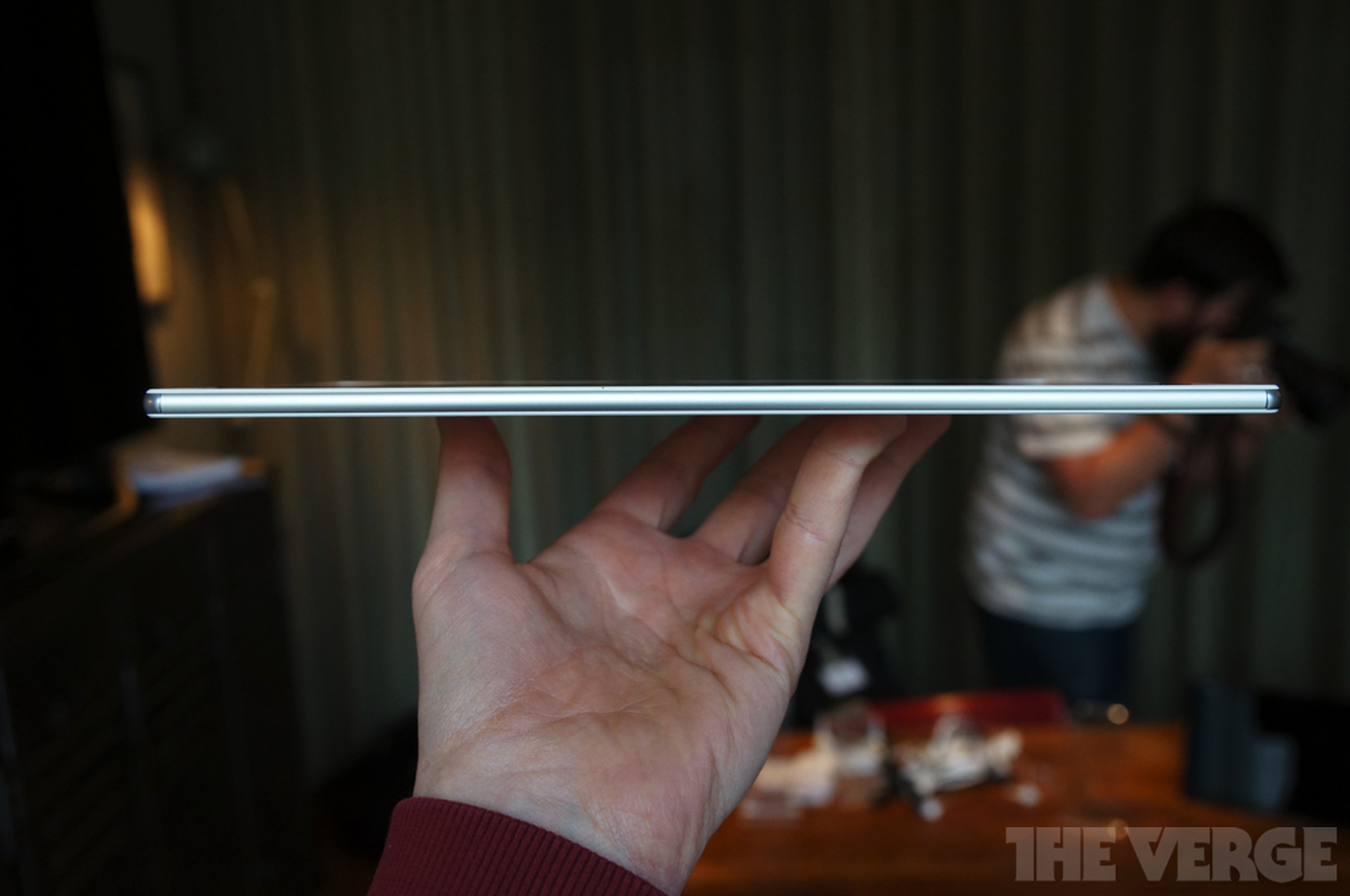 Sony Xperia Z4 Tablet hands-on photos