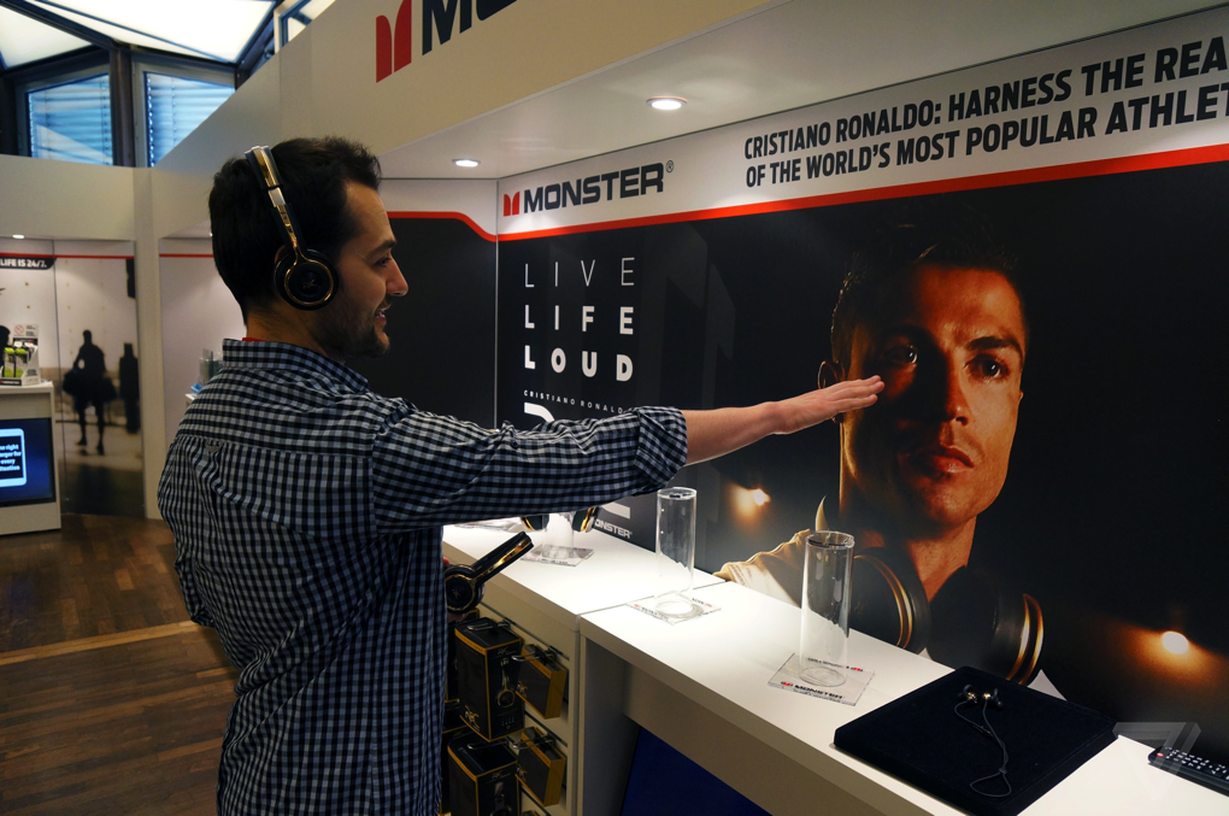 Cristiano Ronaldo ROC Live Life Loud headphones